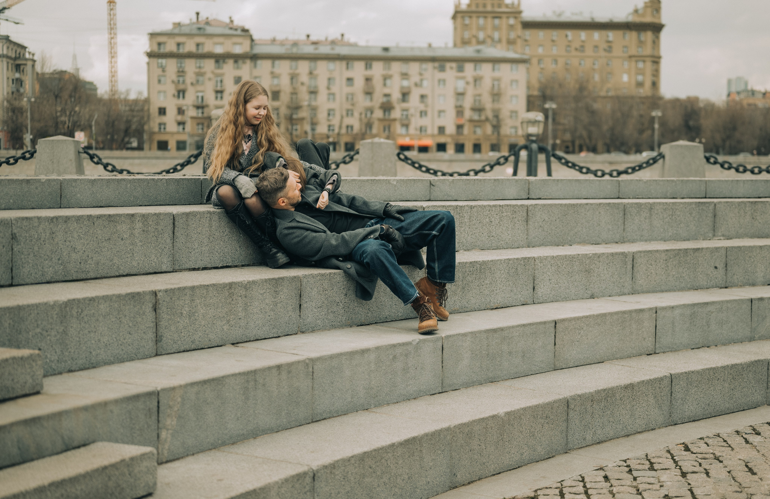 Весенняя прогулка. Аня, Егор, Эми и Миша. Семейный фотограф в Москве Дарья Пузикова