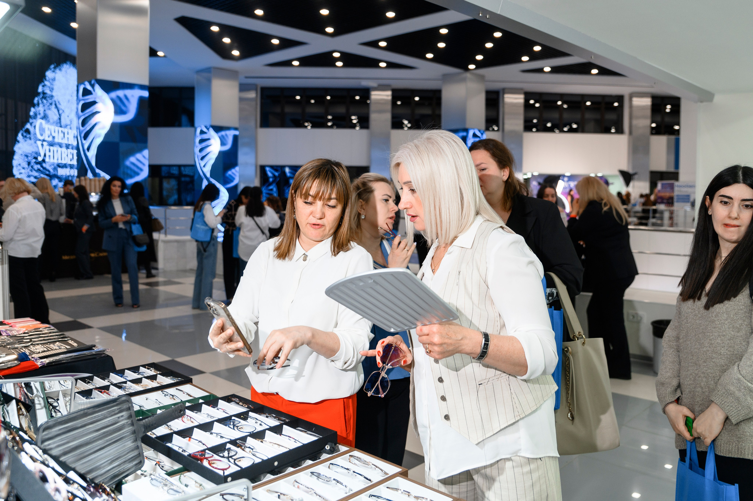 СТЕНДЫ. PRO-AGELESS