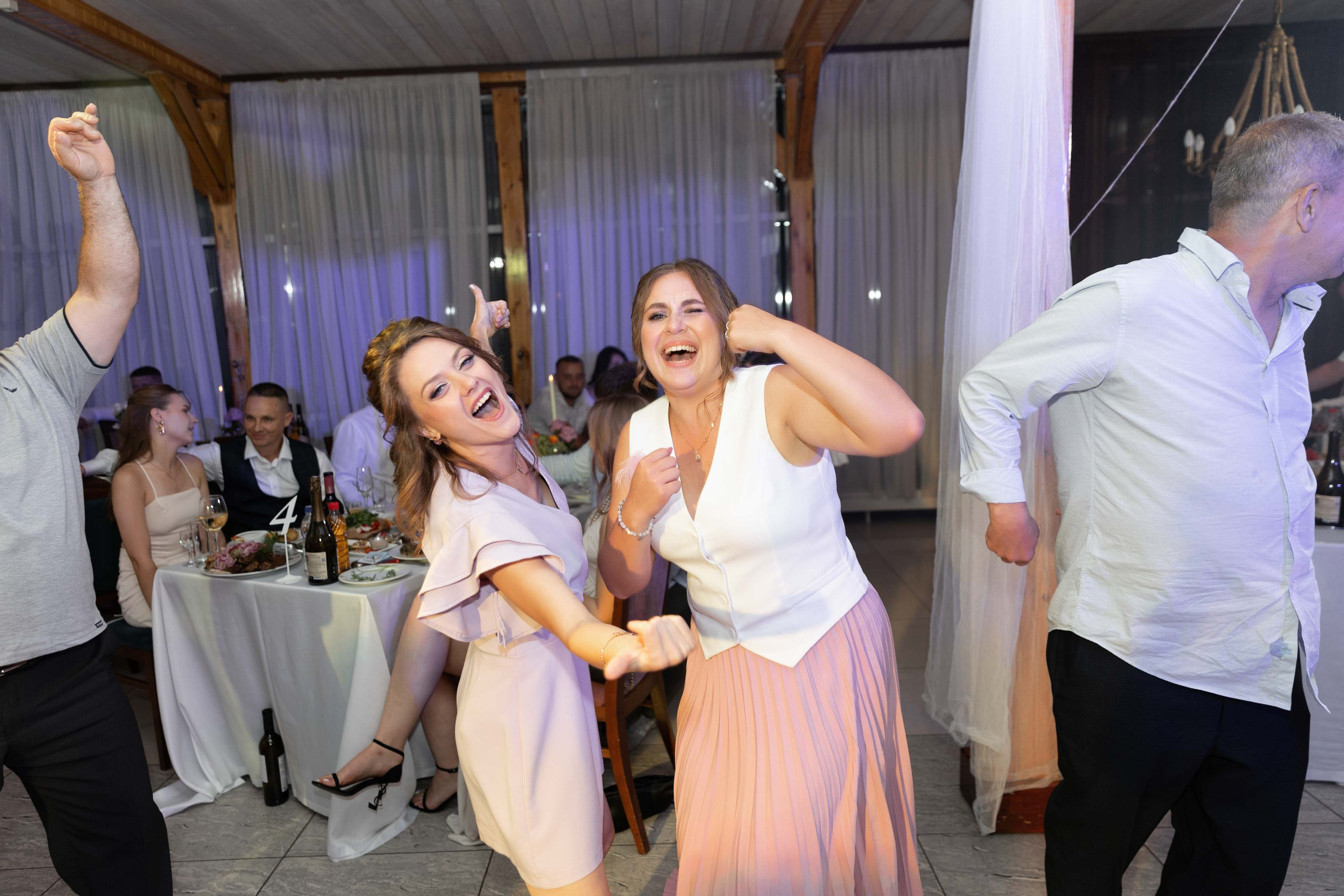 Анастасия и Виктор. Я Ира и я фотографирую свадьбы более 10 лет