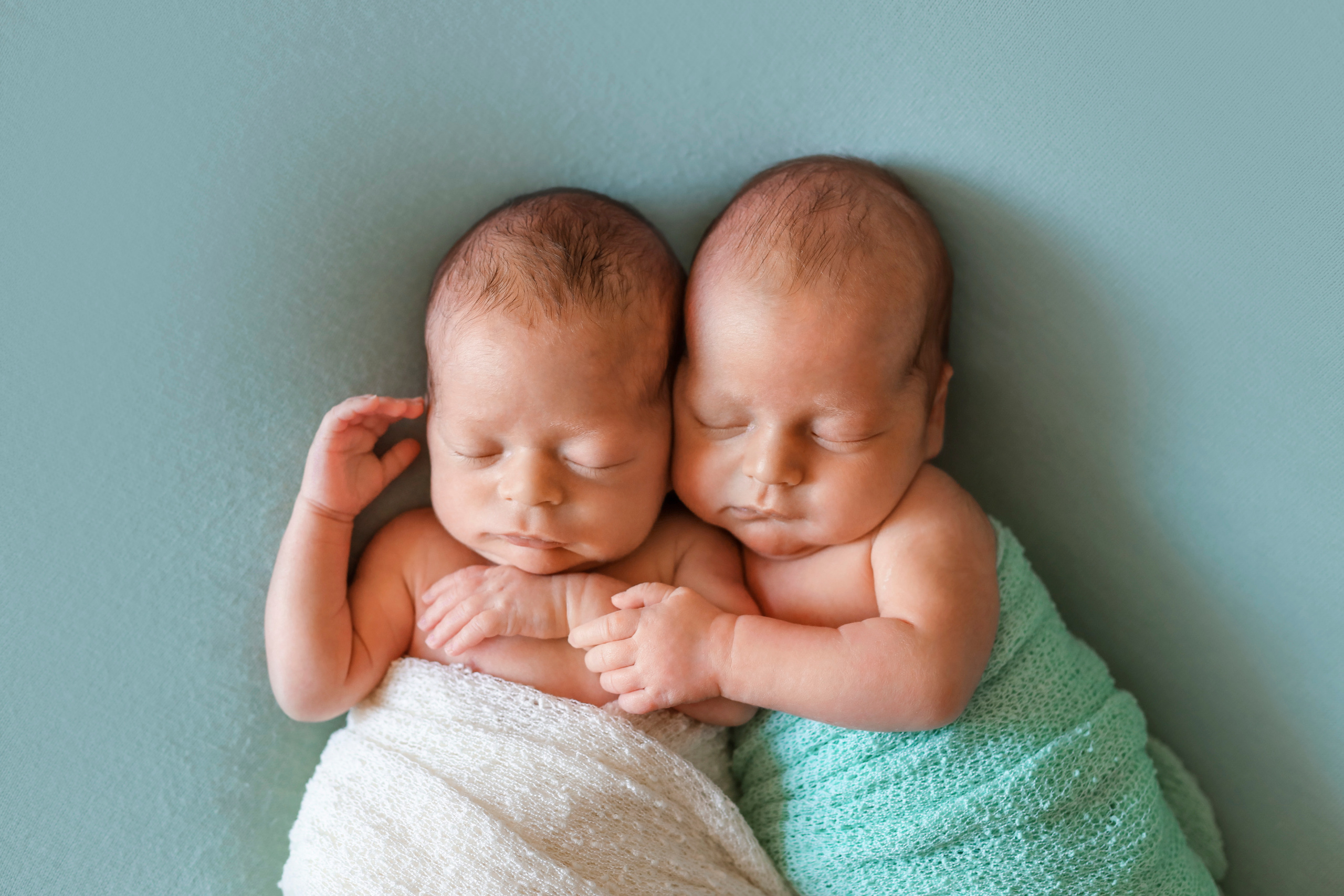 Женя и Матвей 14 дней. Семейный фотограф и фотограф новорожденных в Санкт-Петербурге Алина Фе