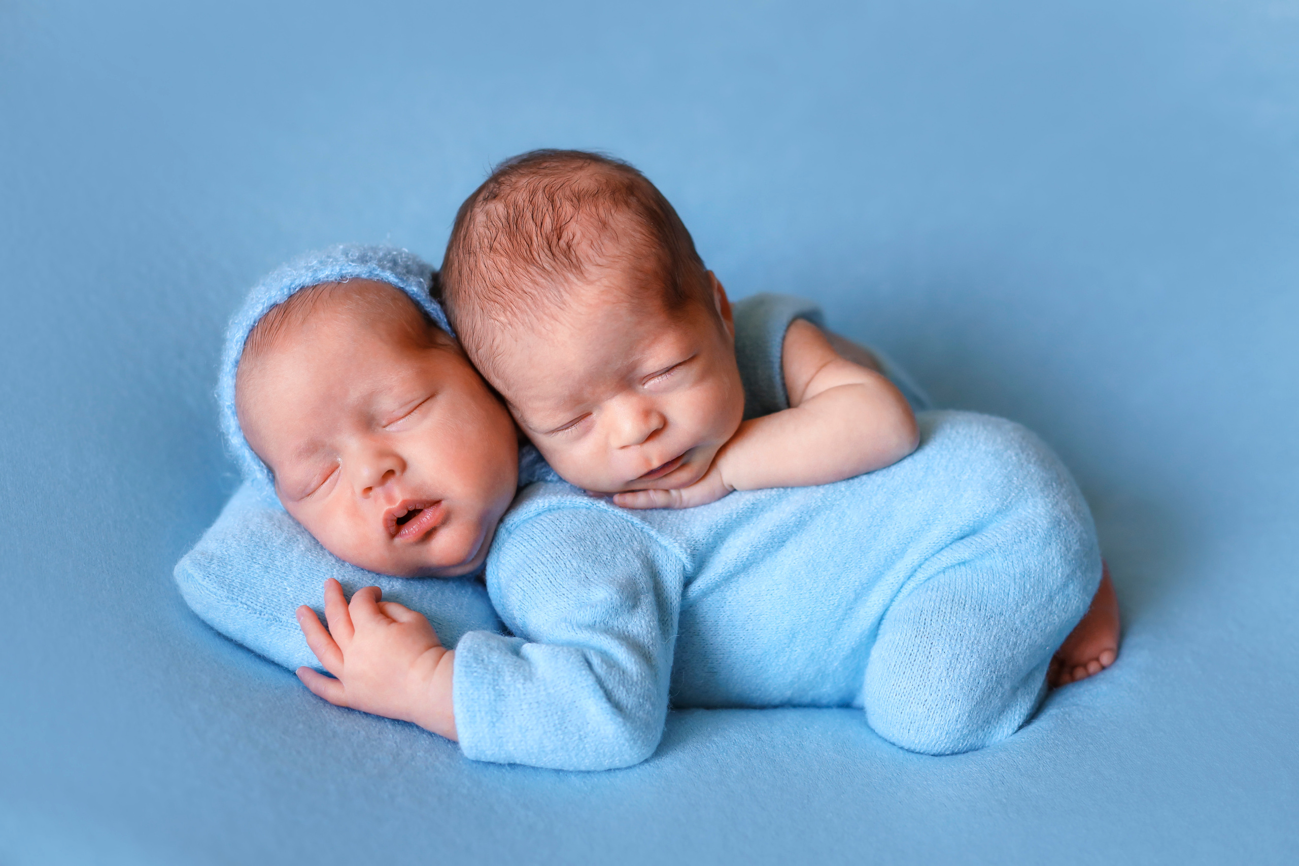 Женя и Матвей 14 дней. Семейный фотограф и фотограф новорожденных в Санкт-Петербурге Алина Фе