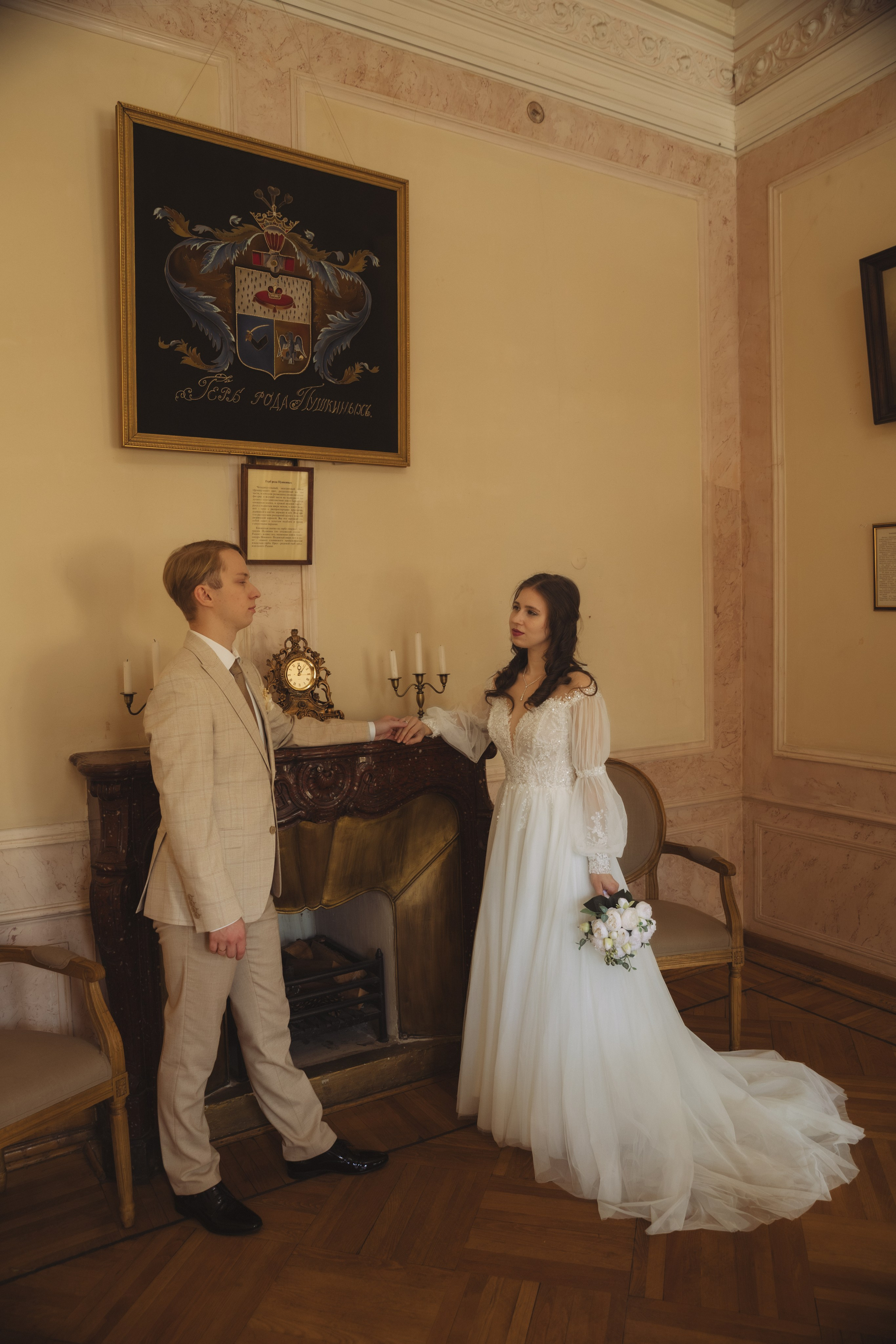 Моменты в особняке. Свадебный и семейный фотограф Москва и Московская область