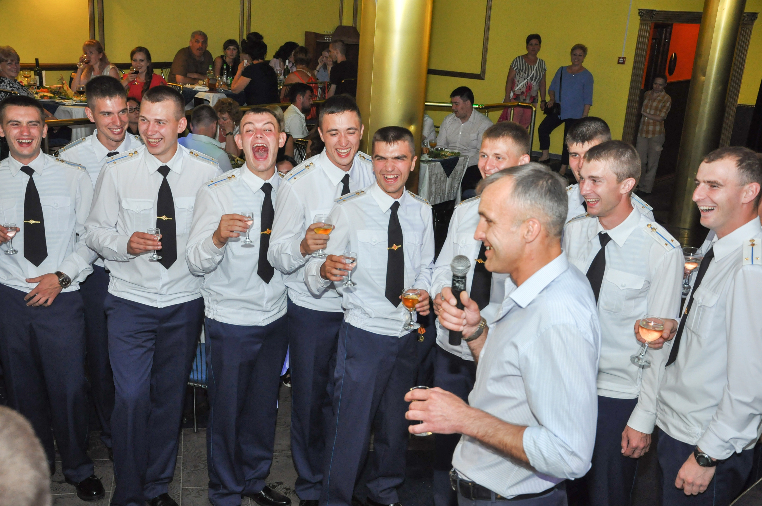 Выпуск училища ВДВ. Фотостудия Портрет Свадебный и семейный фотограф в Рязани