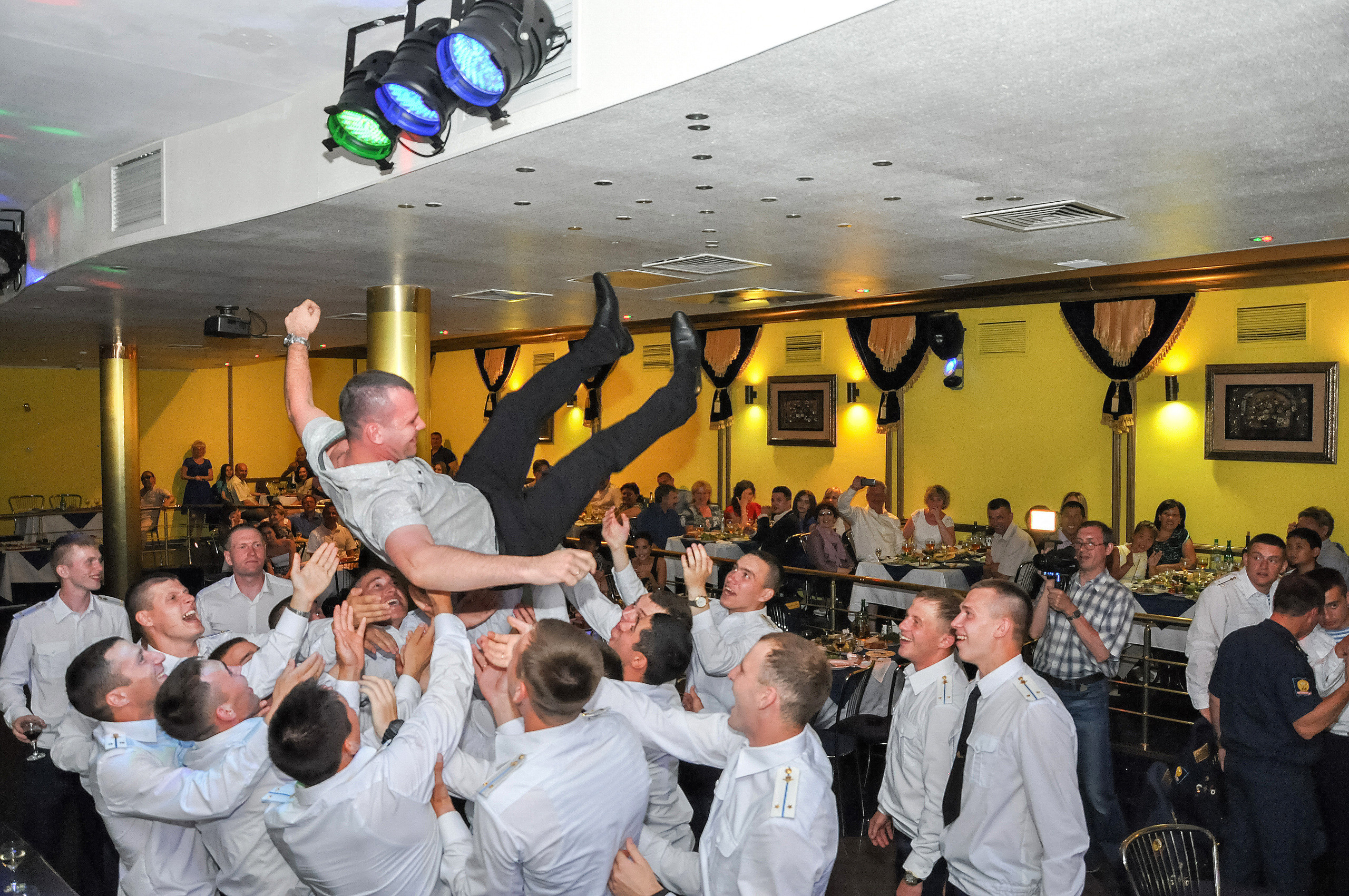 Выпуск училища ВДВ. Фотостудия Портрет Свадебный и семейный фотограф в Рязани