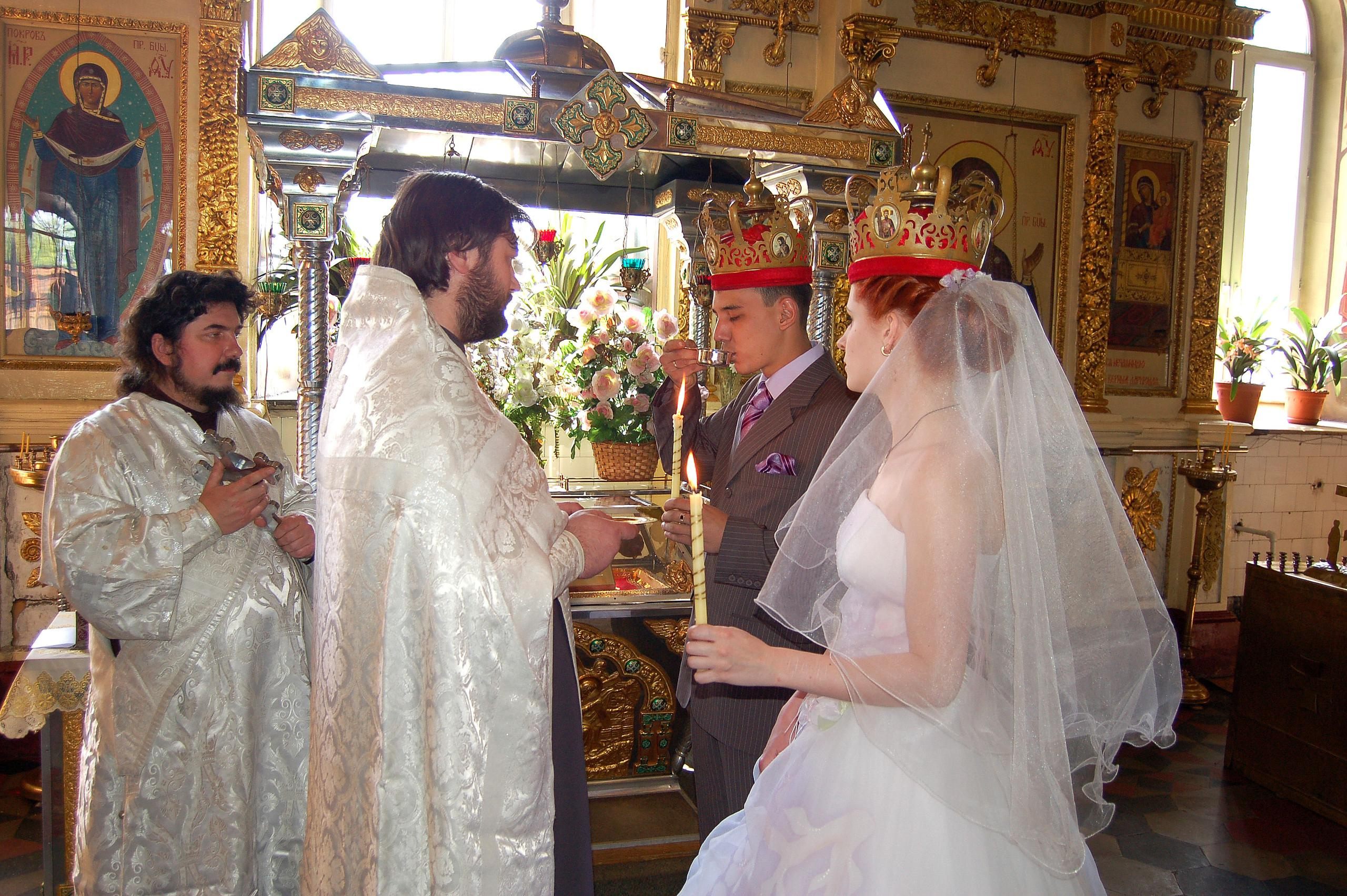 Венчание. Фотостудия Портрет Свадебный и семейный фотограф в Рязани