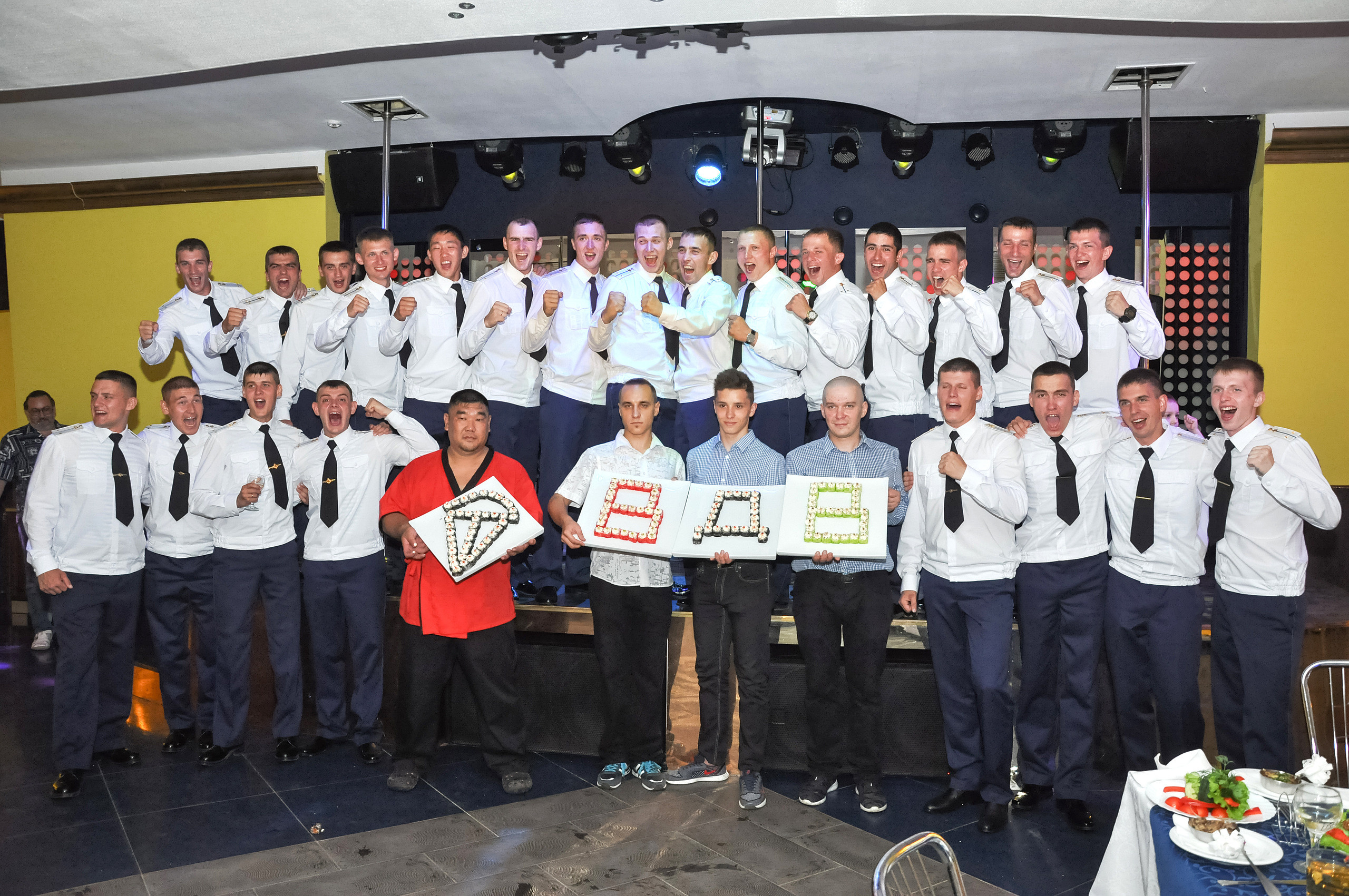 Выпуск училища ВДВ. Фотостудия Портрет Свадебный и семейный фотограф в Рязани