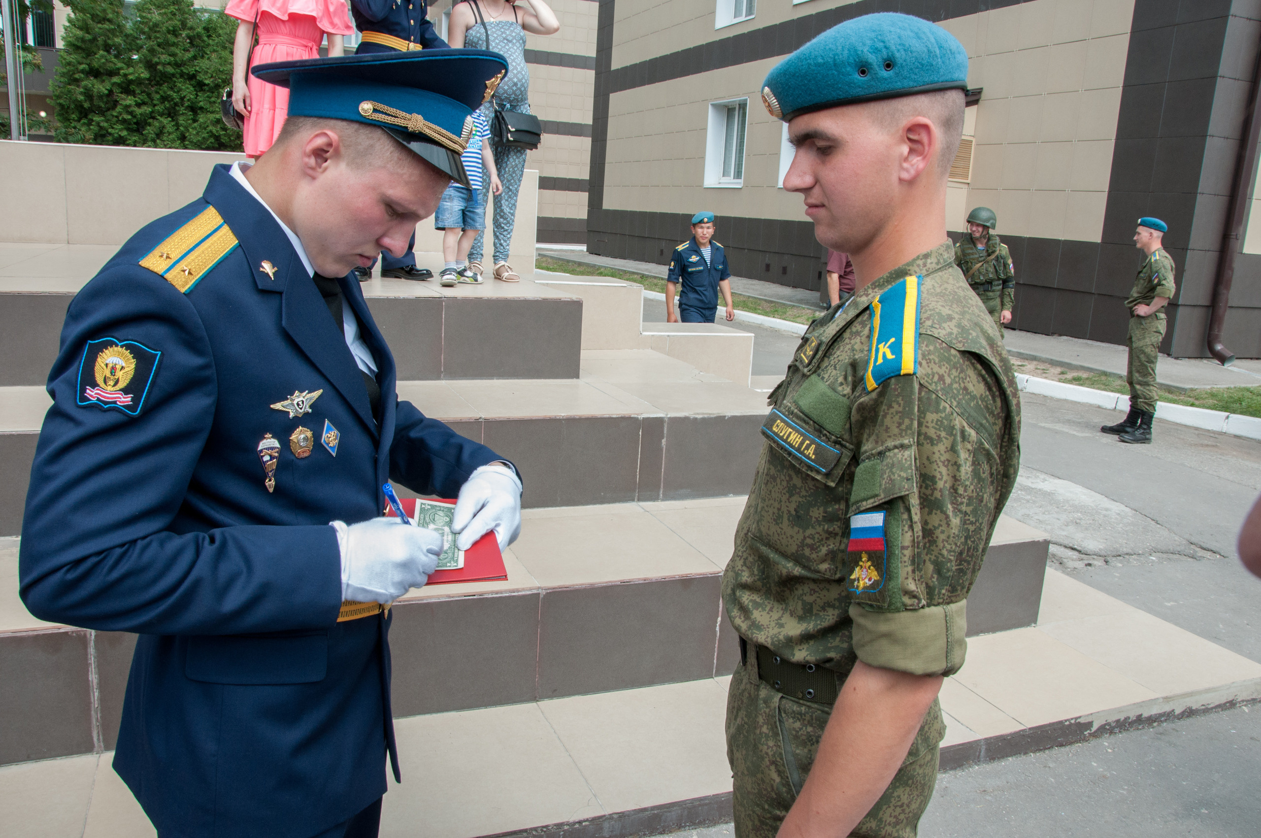 Выпуск училища ВДВ. Фотостудия Портрет Свадебный и семейный фотограф в Рязани