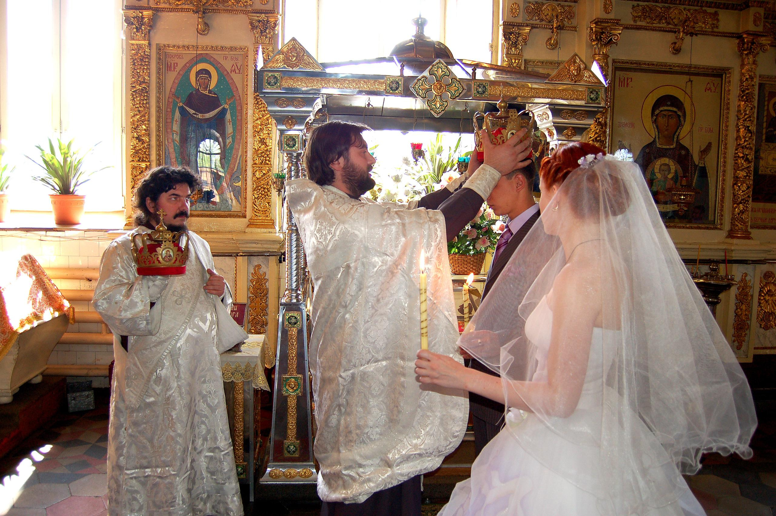 Венчание. Фотостудия Портрет Свадебный и семейный фотограф в Рязани