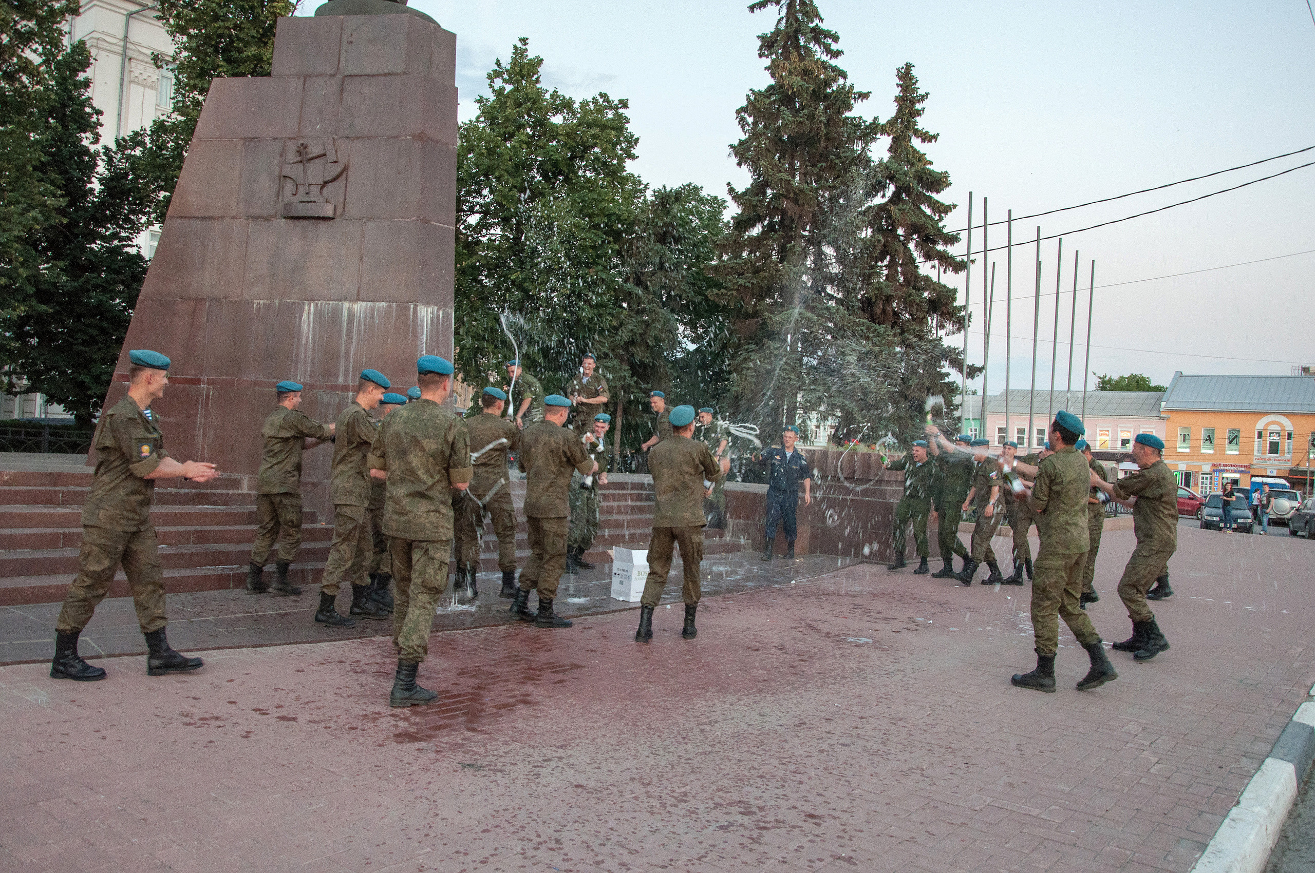 Выпуск училища ВДВ. Фотостудия Портрет Свадебный и семейный фотограф в Рязани