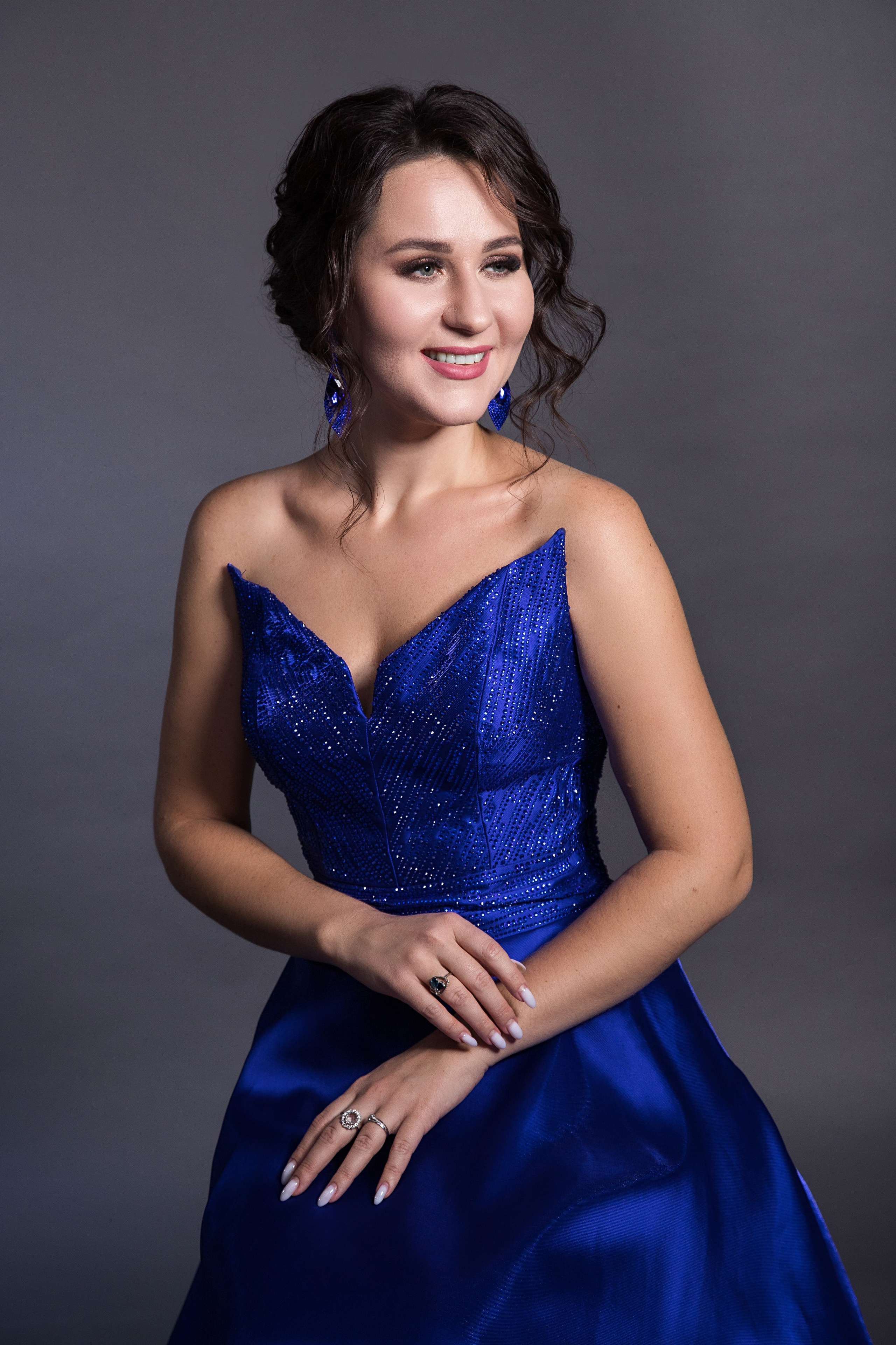 Для афиши. Креативный и женский Фотограф Омске Наталья Лебедева