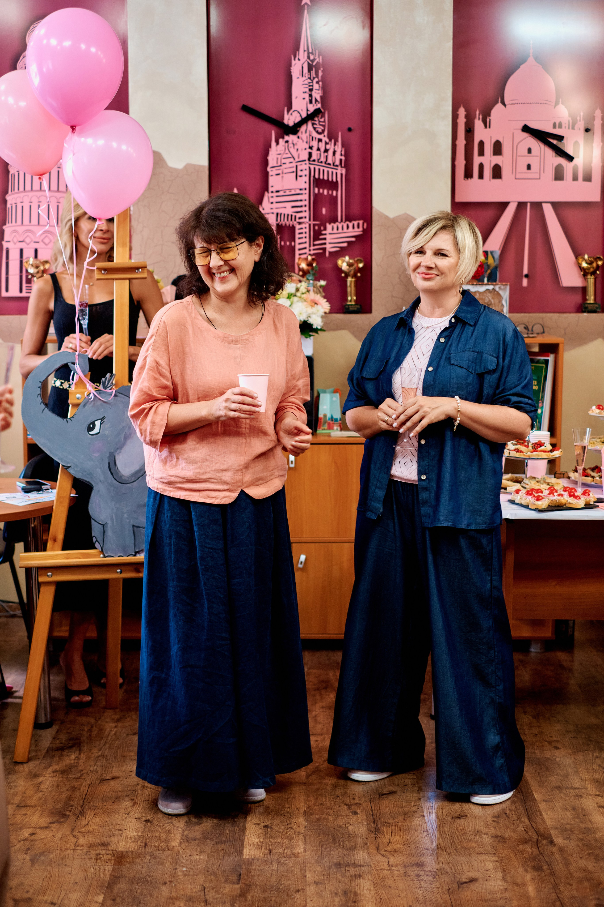 Открытие туристической компании «Розовый слон». Фотограф Таганрог Анна Трайжон