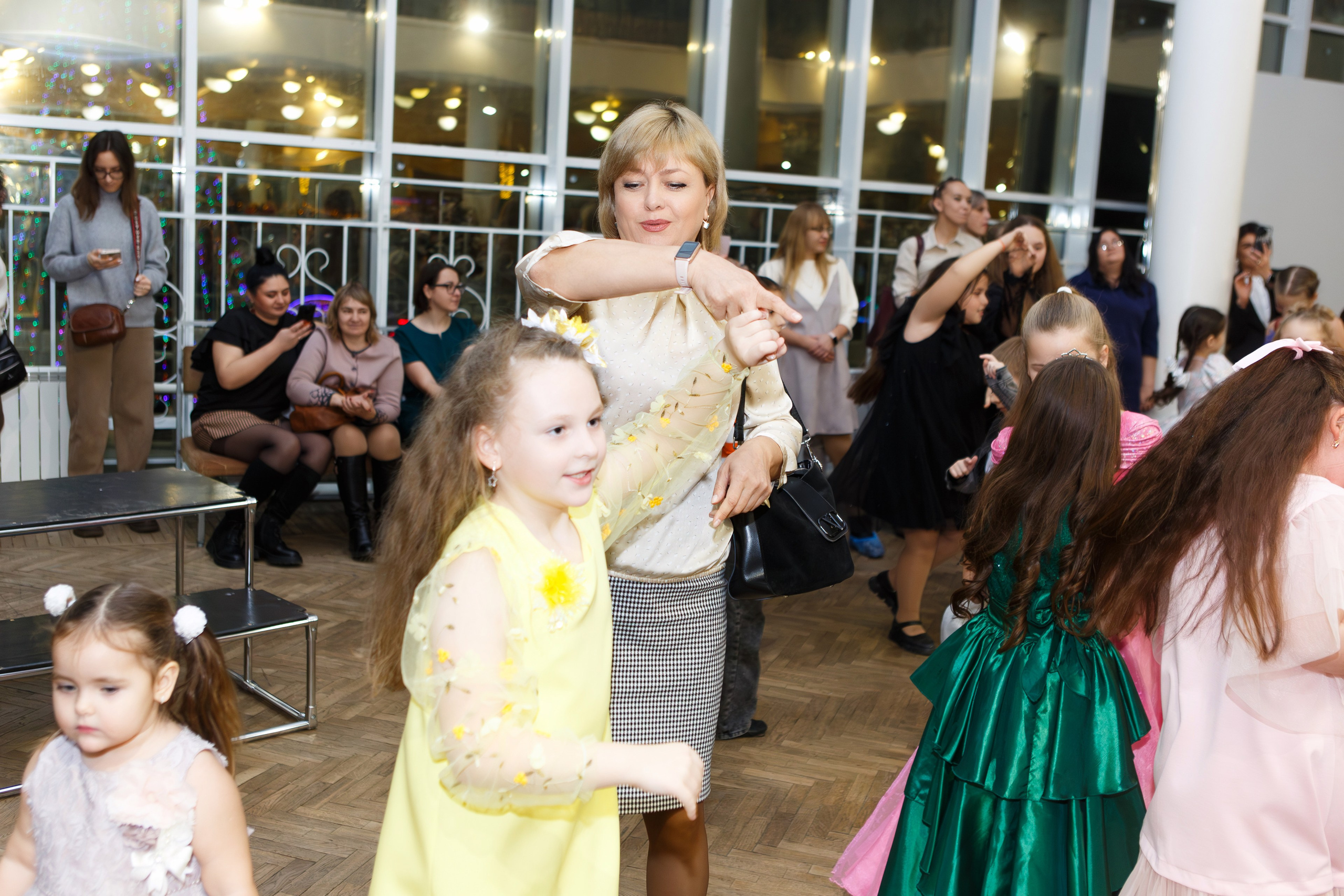 Театр-студия «ОК"ФАНТАЗИЯ» — „НОВЫЙ ГОД С ФАНТАЗИЕЙ“. Профессиональный фотограф в Мценске и Орловской области