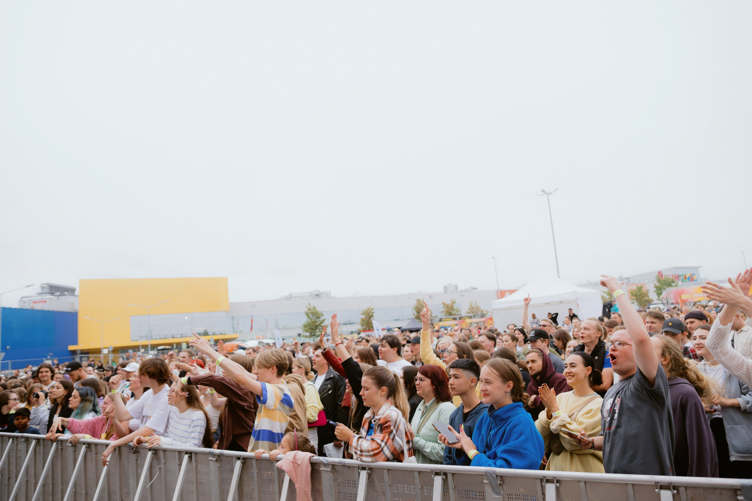 Dvor mega music festival. Photographer — ERASTOV