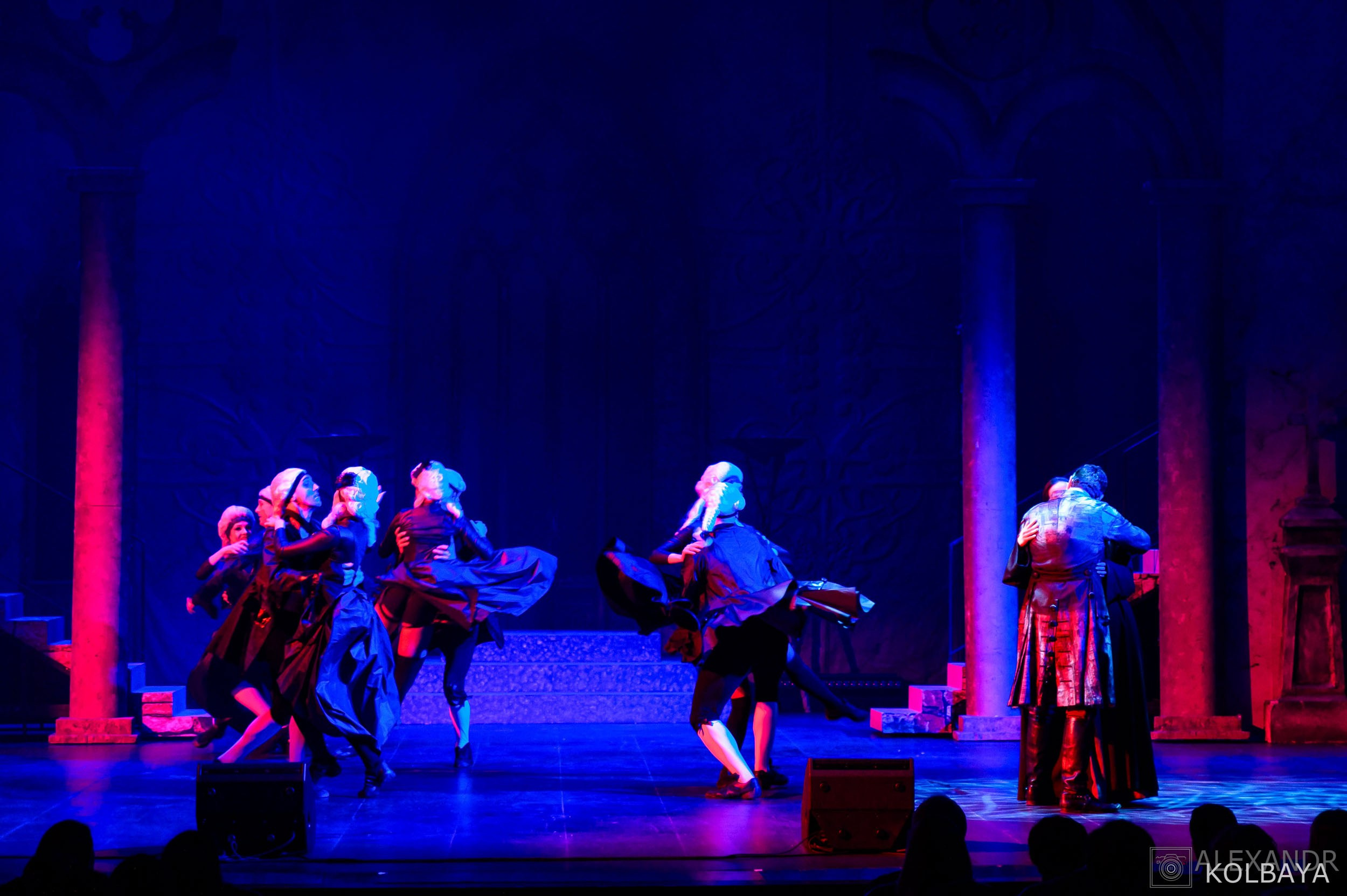 Опасные связи. Концертный и театральный репортажный фотограф в Москве Александр Колбая