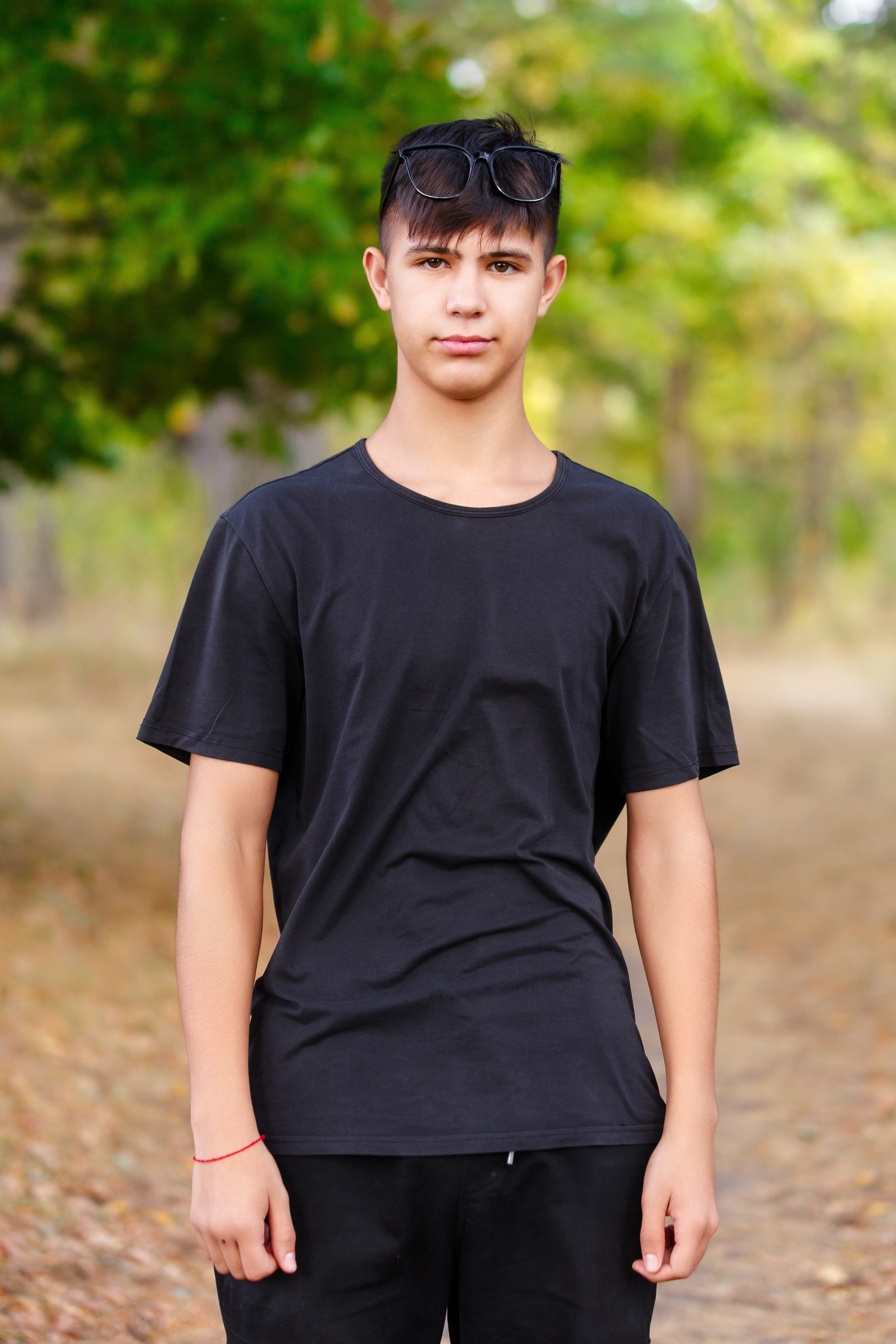 ПОРТРЕТНАЯ ФОТОСЕССИЯ УЛИЧНАЯ ДЛЯ 9 КЛАССА. ТВОЙ АЛЬБОМ / ТВОИ ПРАВИЛА