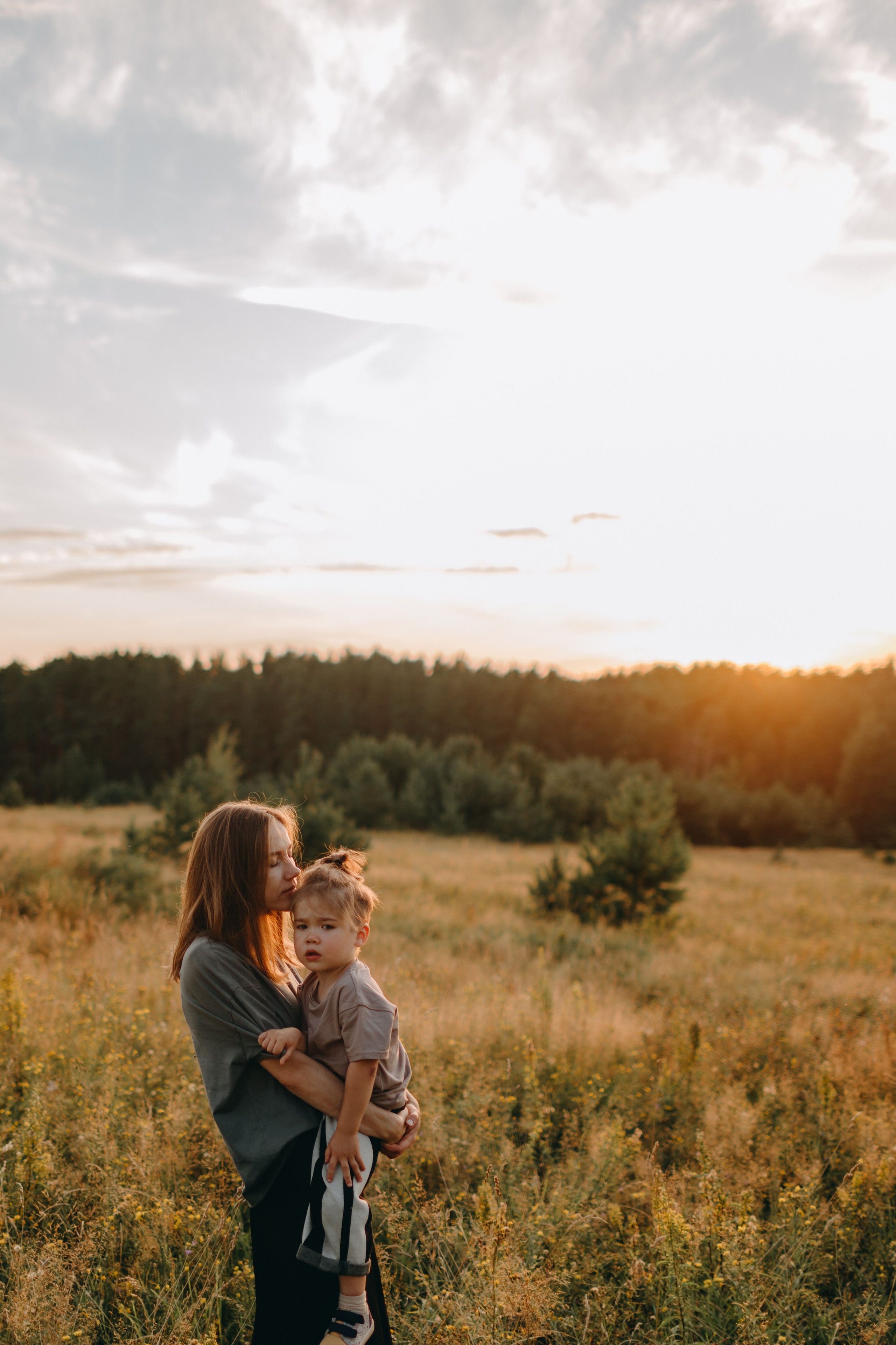 Живая семейная фотосессия на природе. Семейный фотограф в Санкт-Петербурге — Лена Тимина