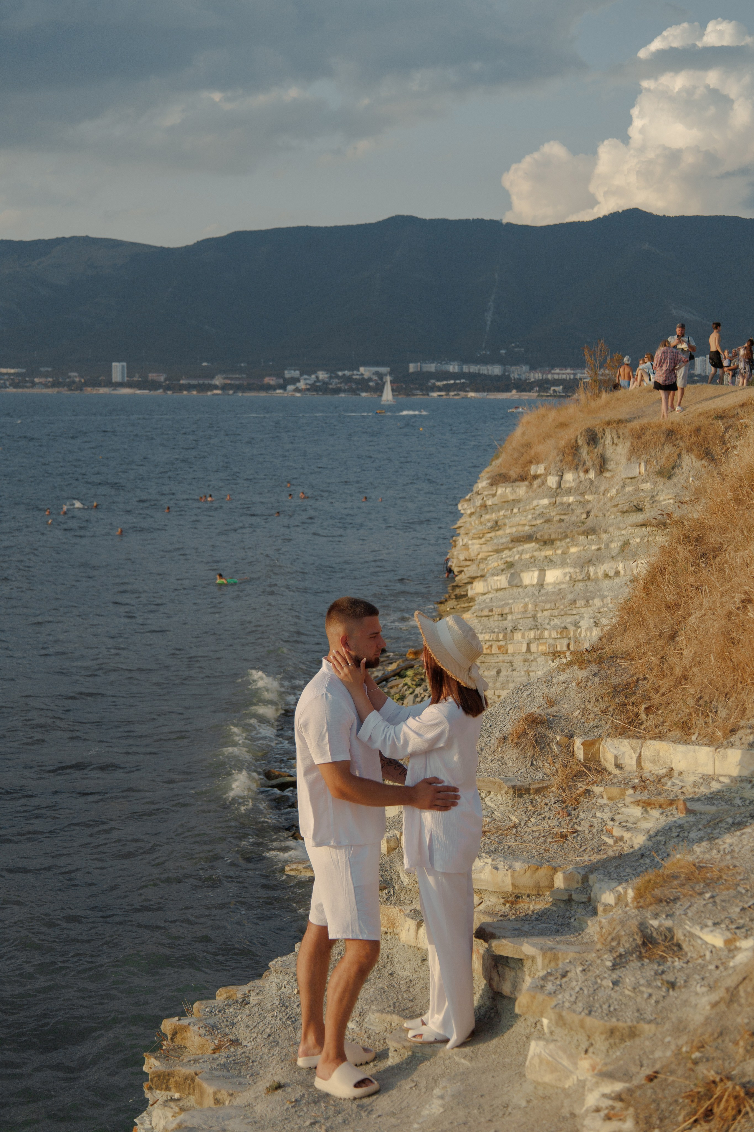 История любви у берега моря. Семейный и портретный фотограф в Геленджике Любовь Бодрова