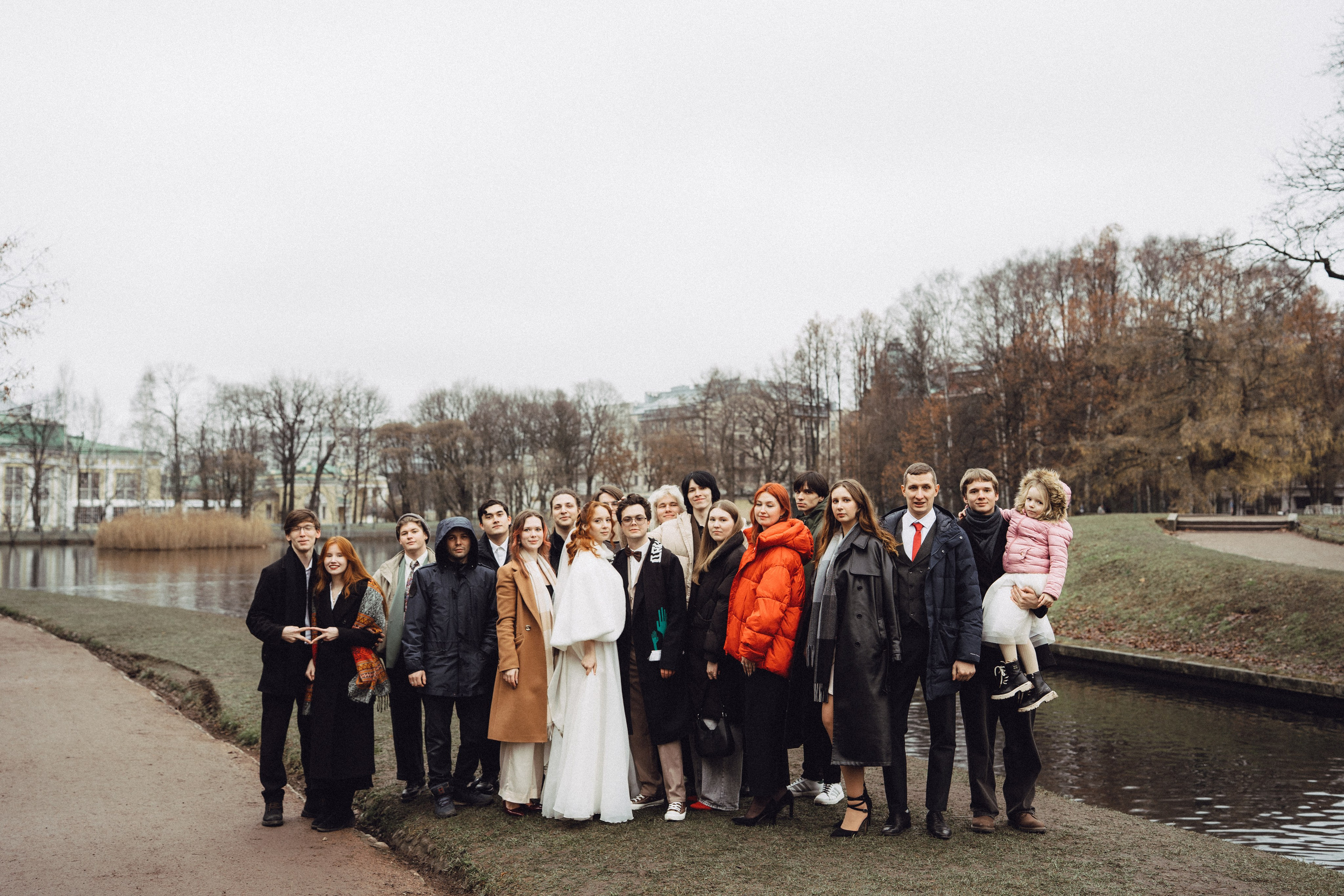 СВАДЕБНАЯ СЬЕМКА ВО ВТОРОМ ДВОРЦЕ С ГОСТЯМИ И ПРОГУЛКА В ТАВРИЧЕСКОМ САДУ. Профессиональный фотограф, Санкт-Петербург — Виктория Богомолова