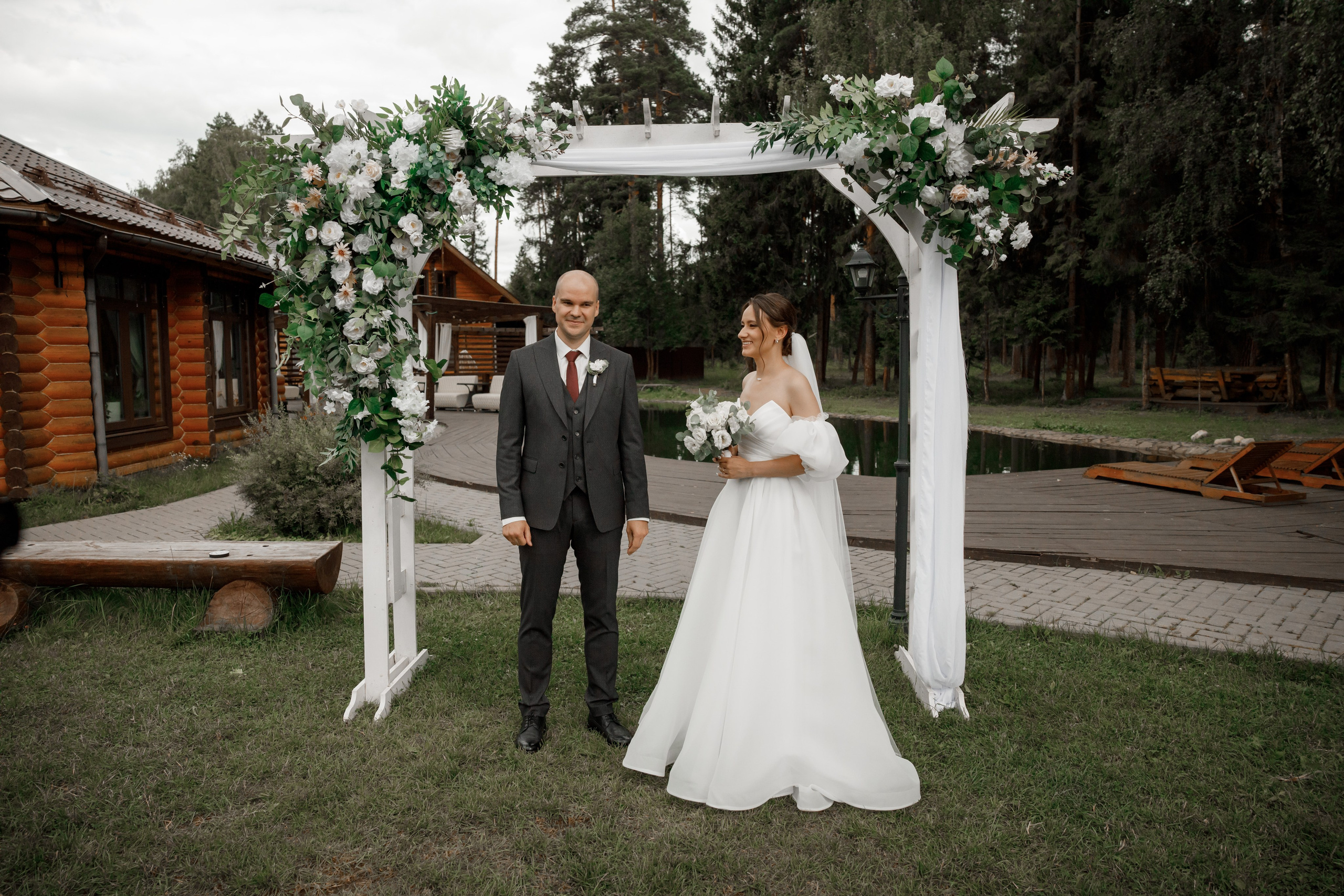 Полина и Дмитрий, загородный клуб «Барин», ЗАГС в г. Пушкино. Свадебный и репортажный фотограф (Москва, Королев и другие)