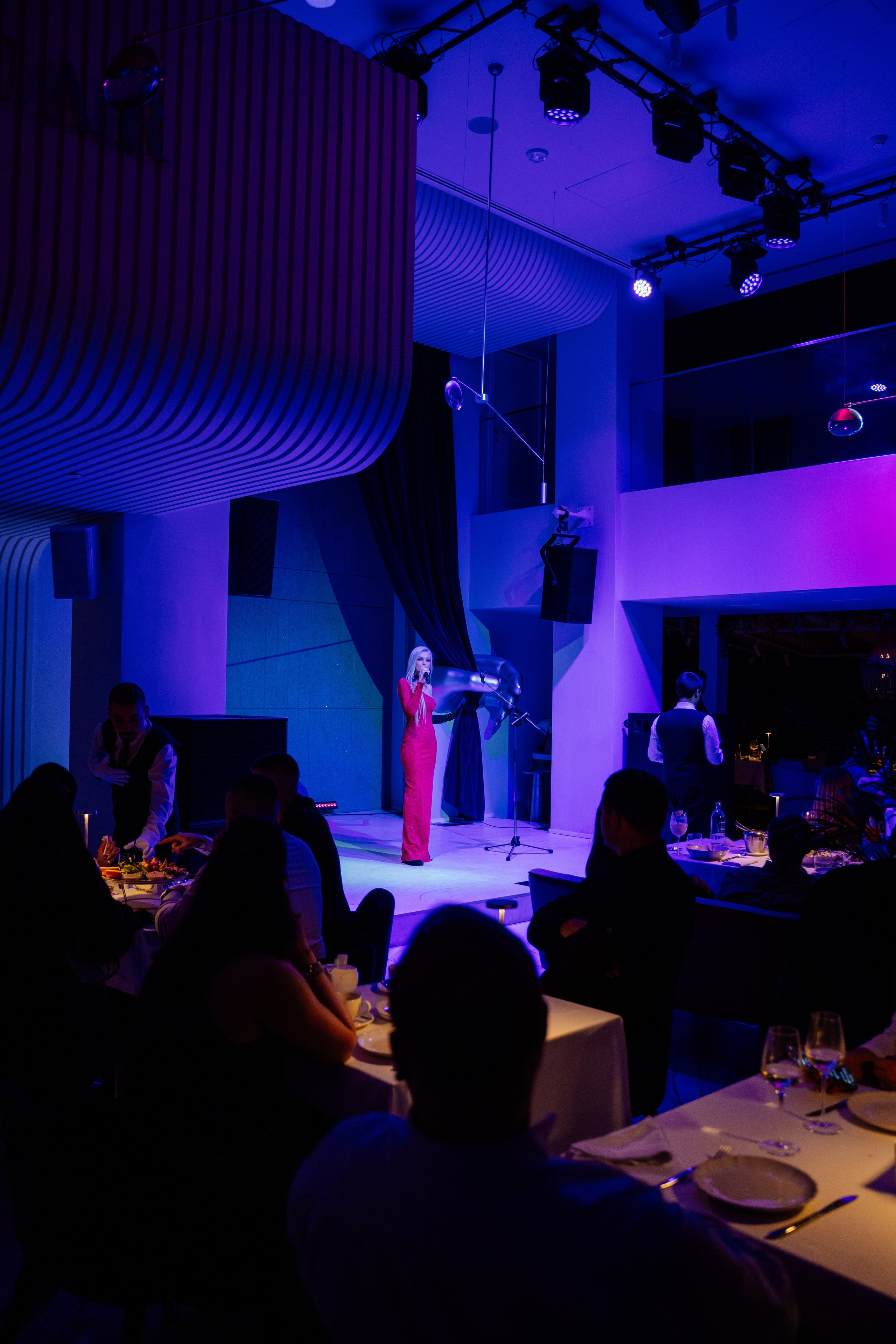 14 февраля (среда). BENUAR Restaurant