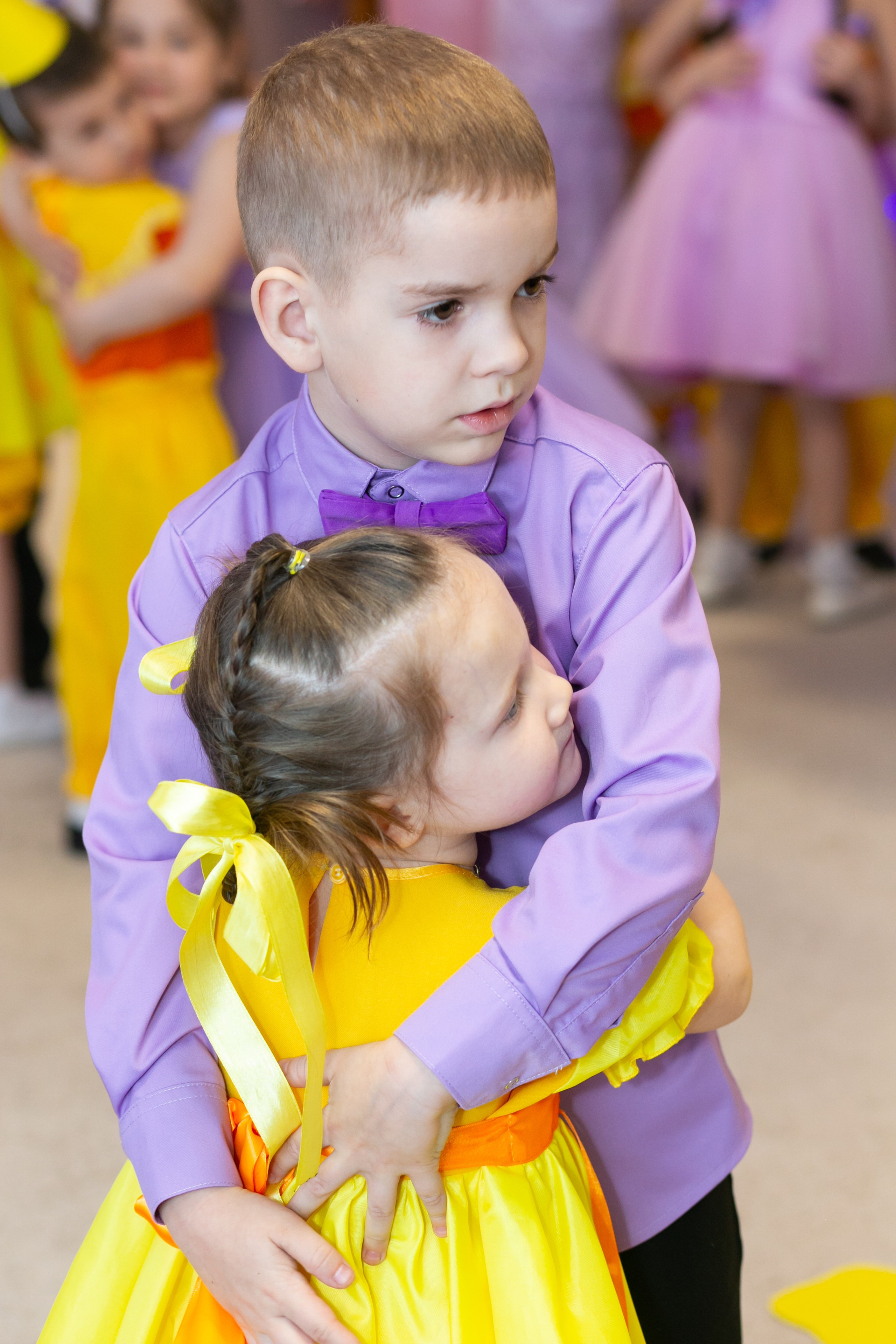 Выпускные и Утренники. Фотограф новорожденных и семейный фотограф НСО г. Бердск Марина Львова