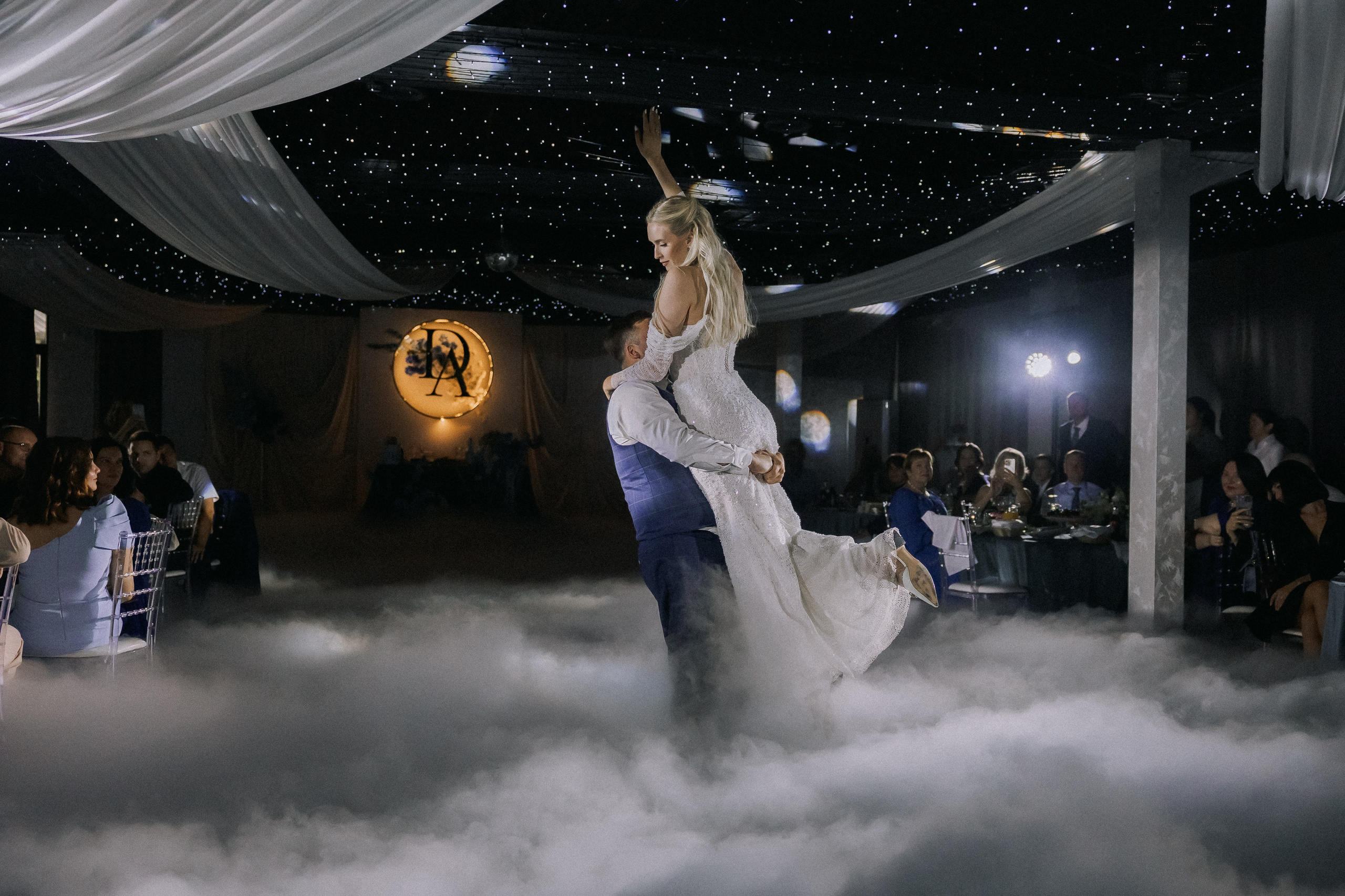 Даниил и Алина. Вечер любви. Свадебная фотография. Арина Рубах