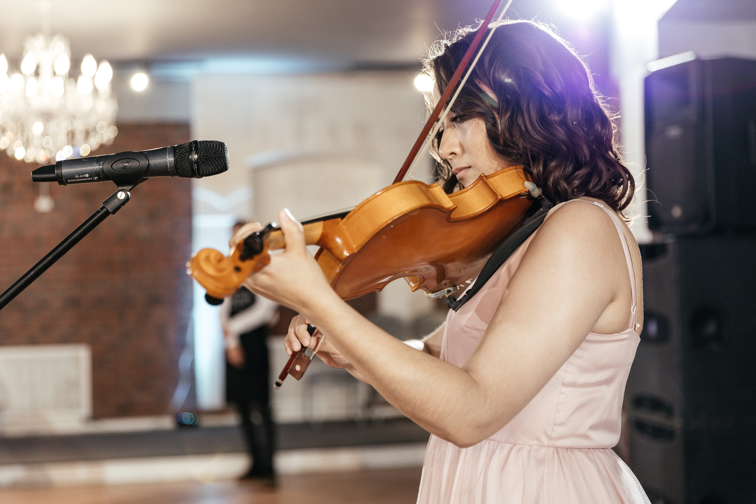 Свадебный фотограф Уфа — Руслан ГабдлисламовЖивые эмоции, красивые кадры, воспоминания на всю жизнь.Работаю по всей Республике Башкортоста. Свадебный фотограф Уфа Руслан Габдлисламов