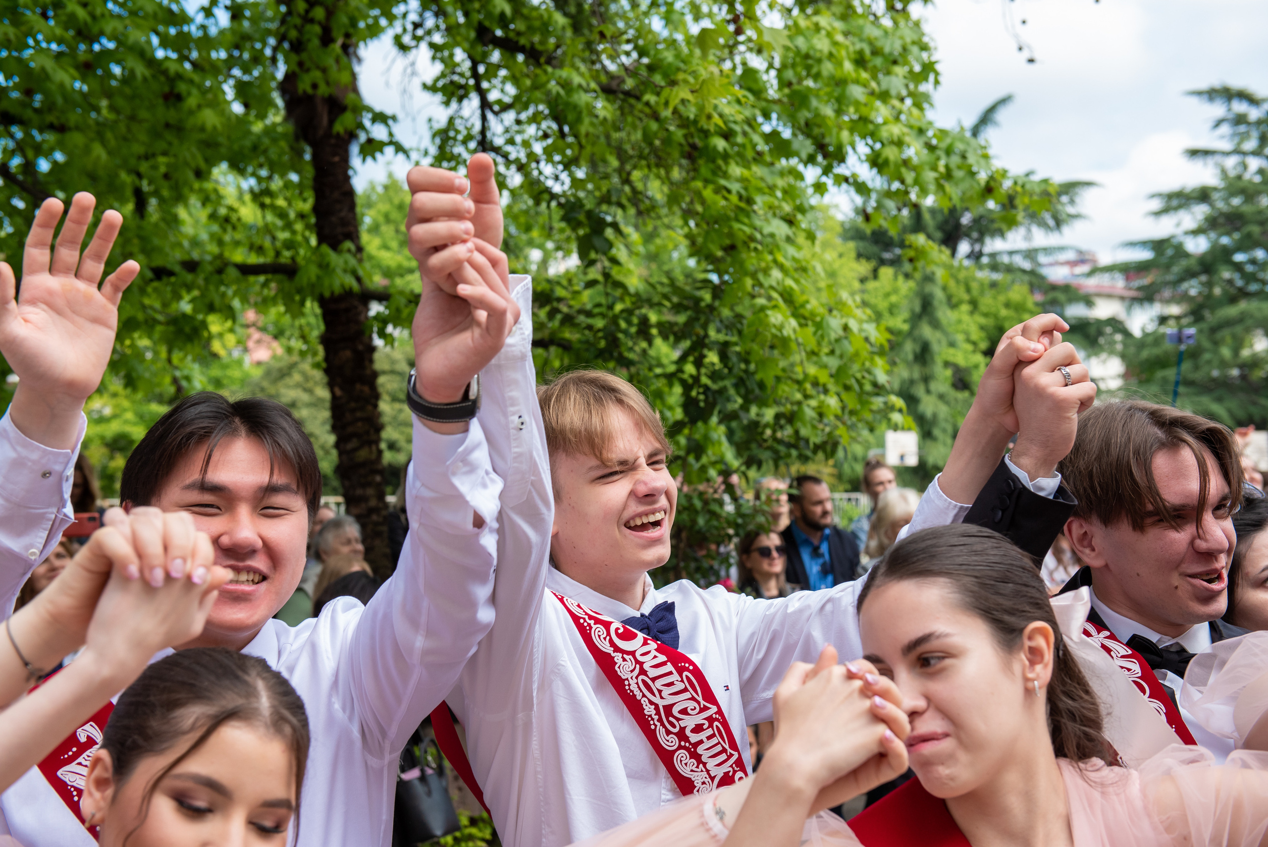Последний звонок. Выпускные альбомы в Сочи Сюткина Наталья
