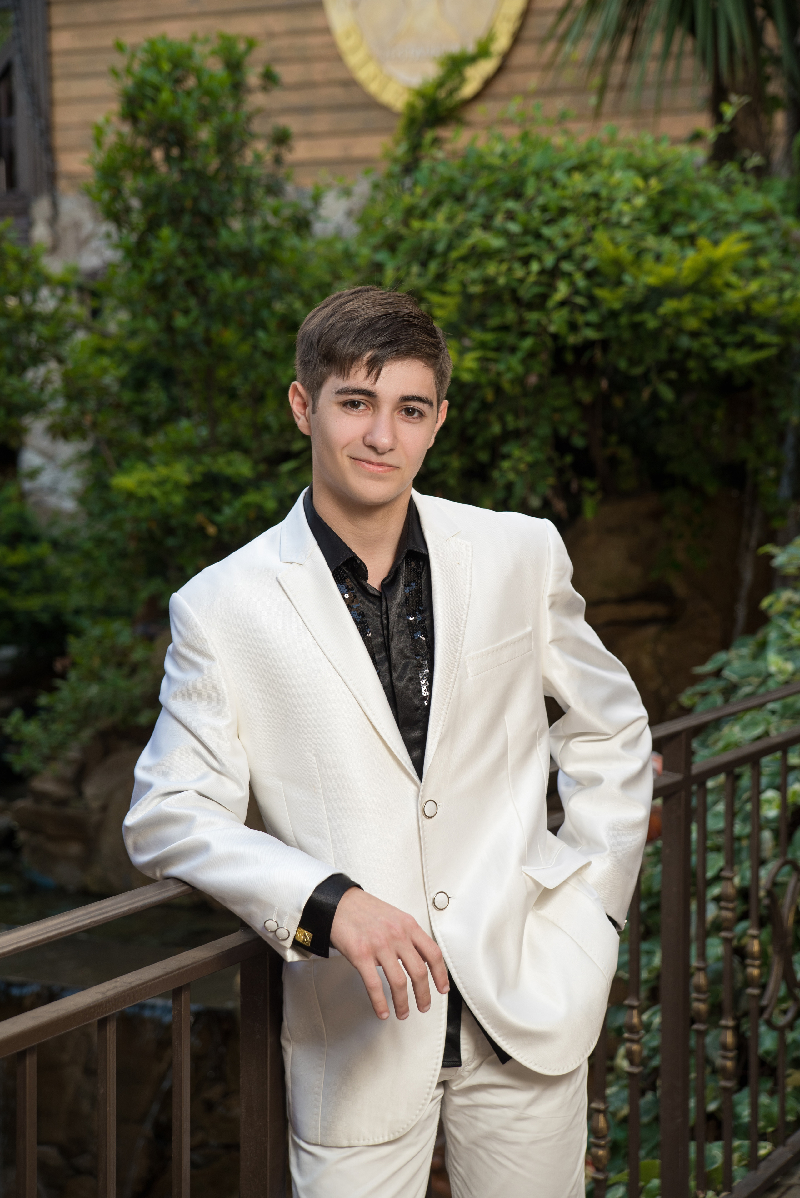 Выпускной 11 а. Выпускные альбомы в Сочи Сюткина Наталья