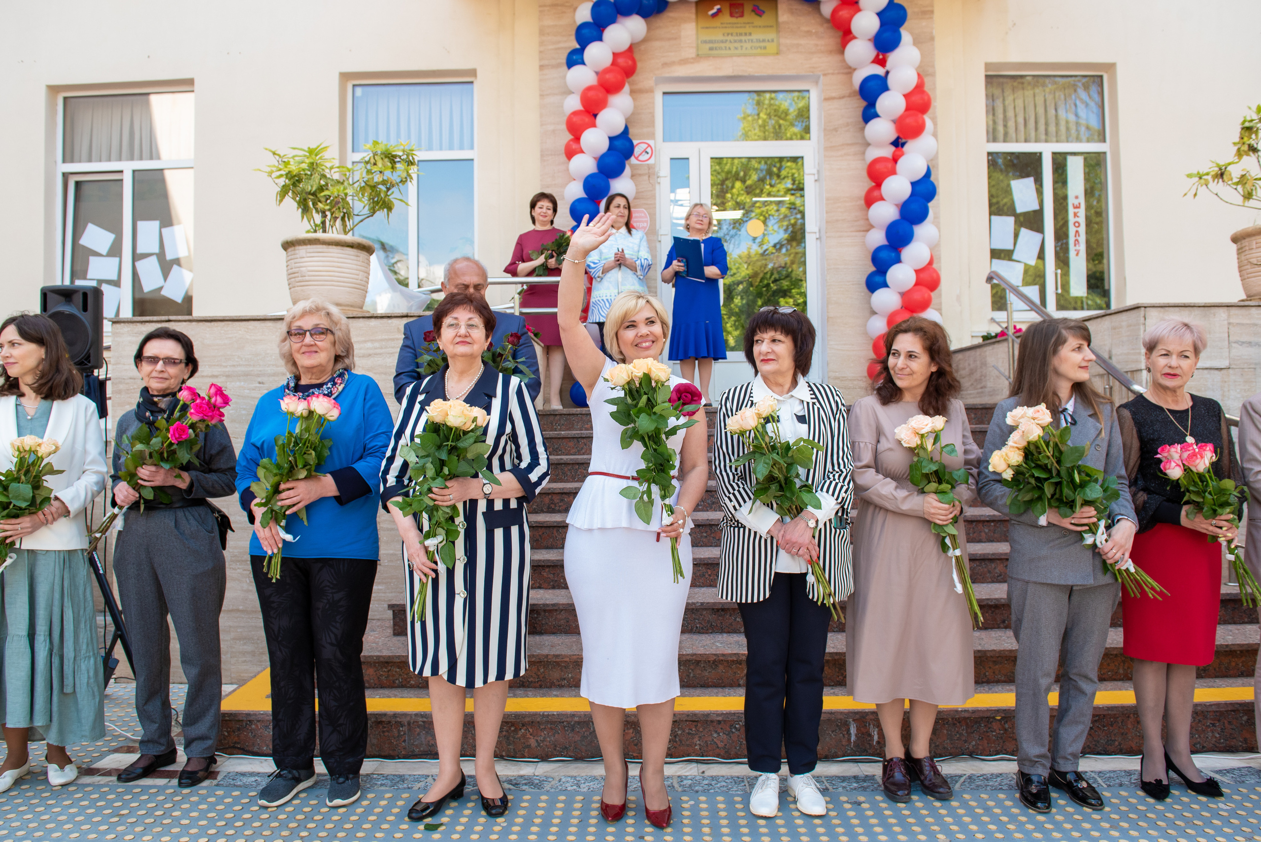 Последний звонок. Выпускные альбомы в Сочи Сюткина Наталья
