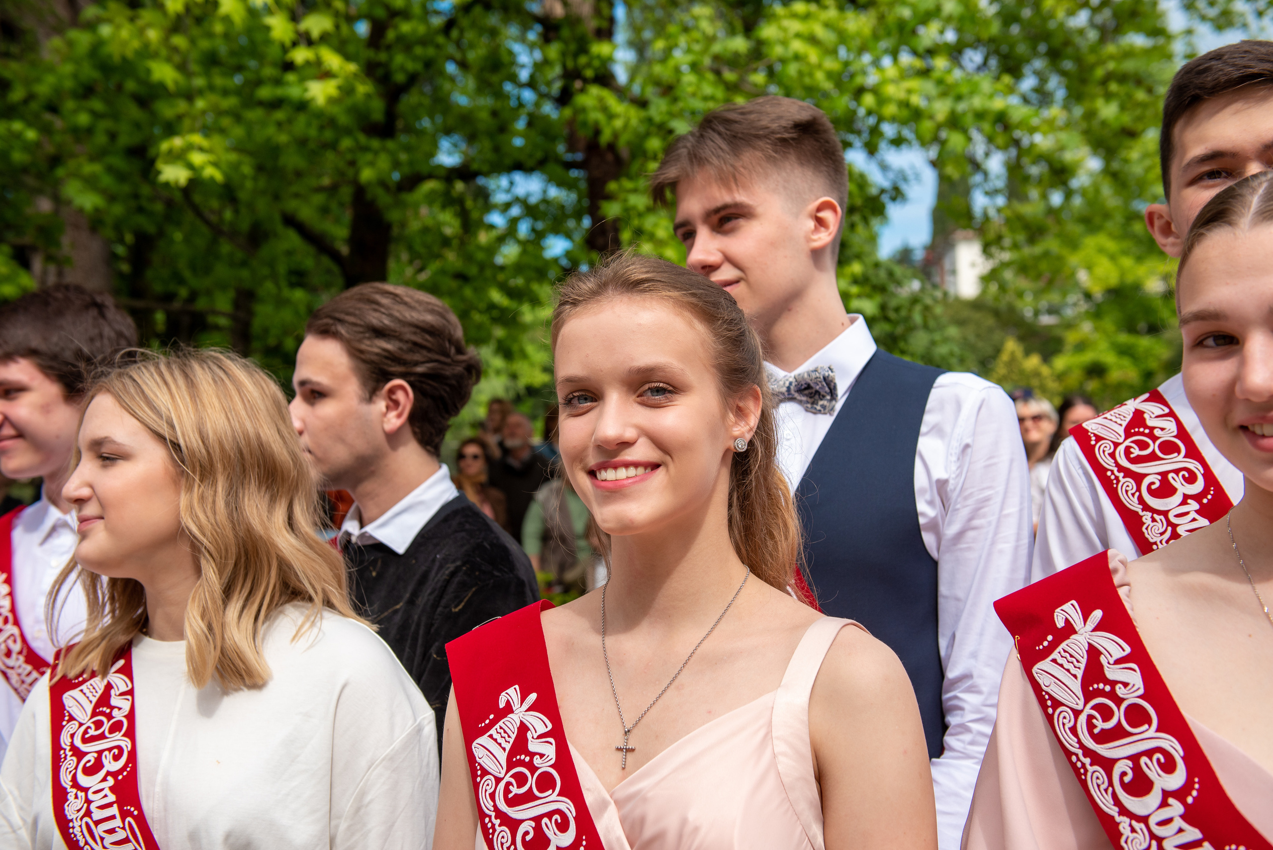 Последний звонок. Выпускные альбомы в Сочи Сюткина Наталья