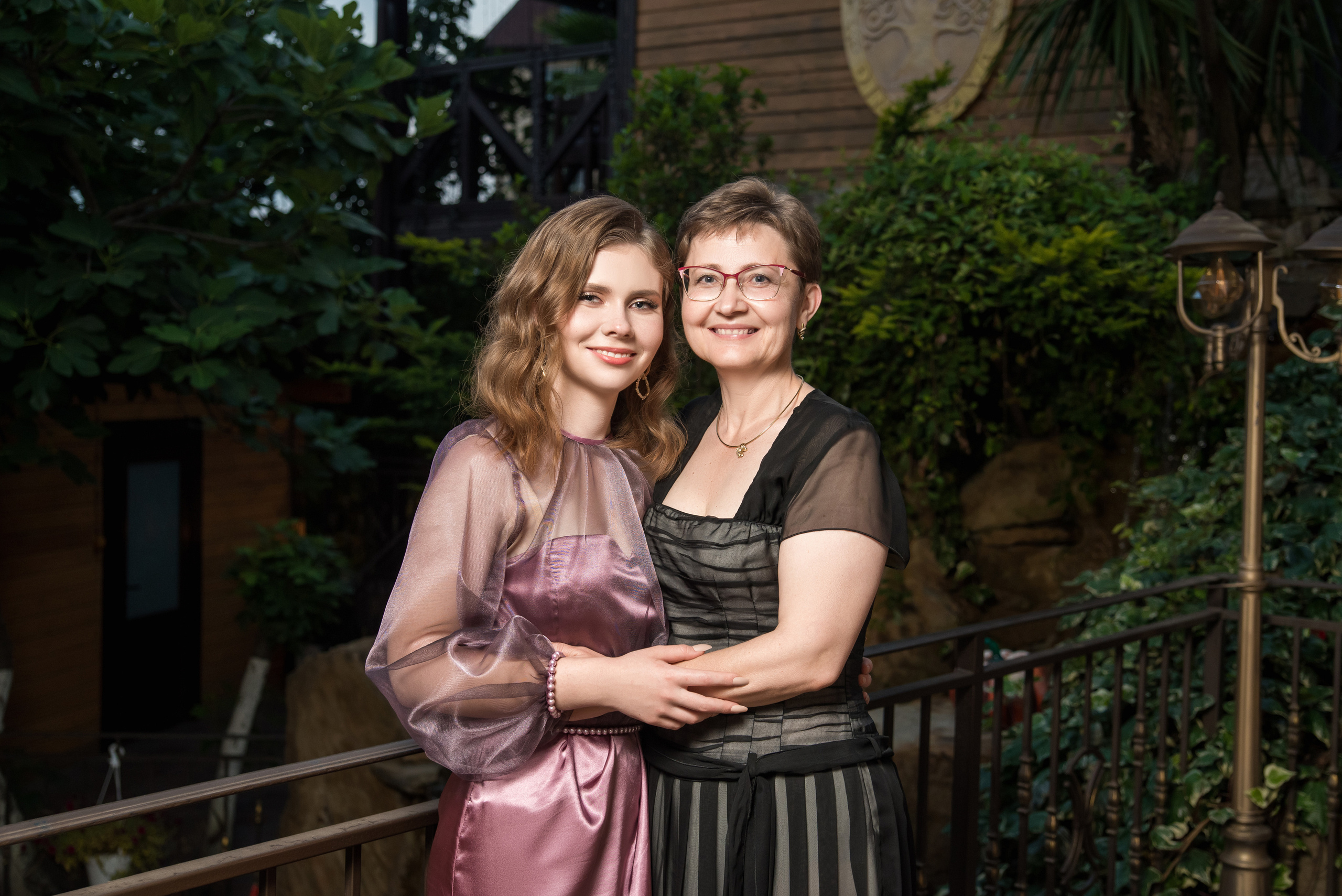 Выпускной 11 а. Выпускные альбомы в Сочи Сюткина Наталья