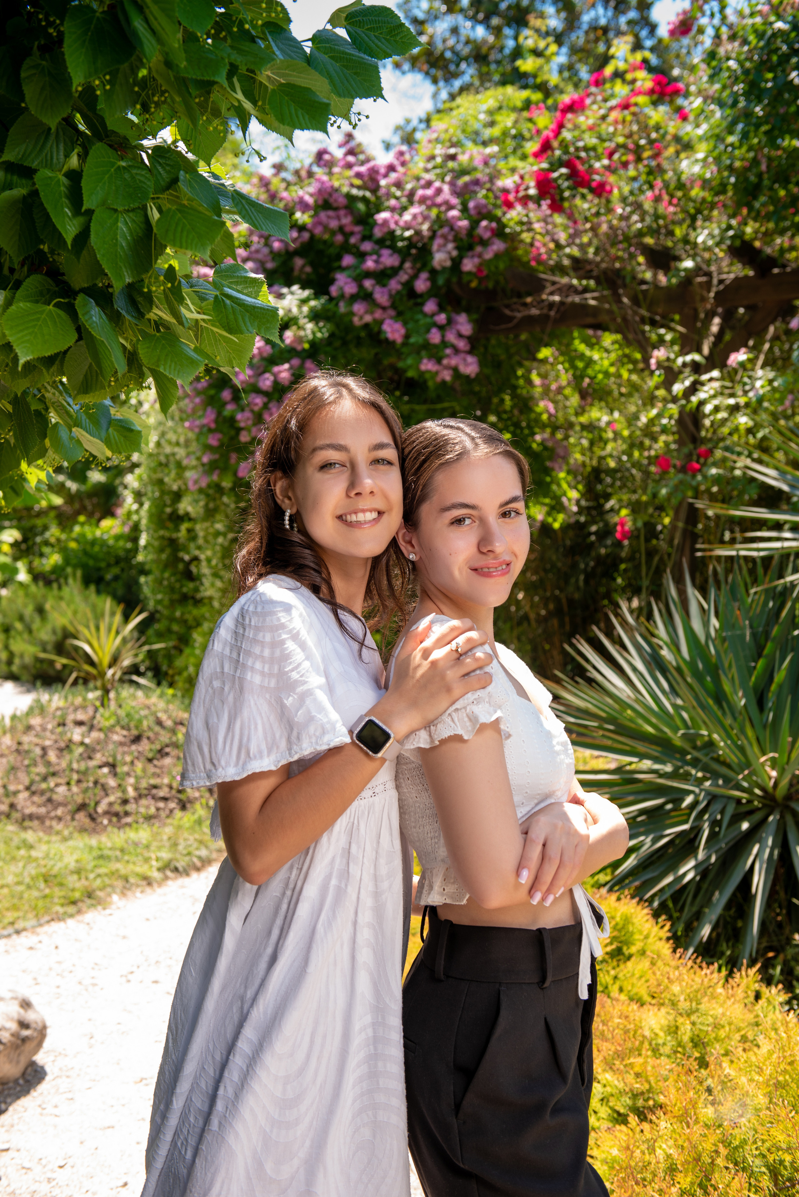 9-11 классы. Выпускные альбомы в Сочи Сюткина Наталья