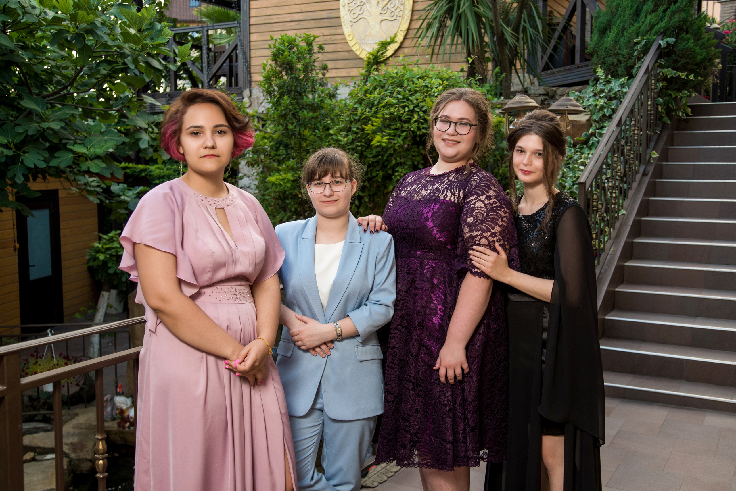 Выпускной 11 а. Выпускные альбомы в Сочи Сюткина Наталья