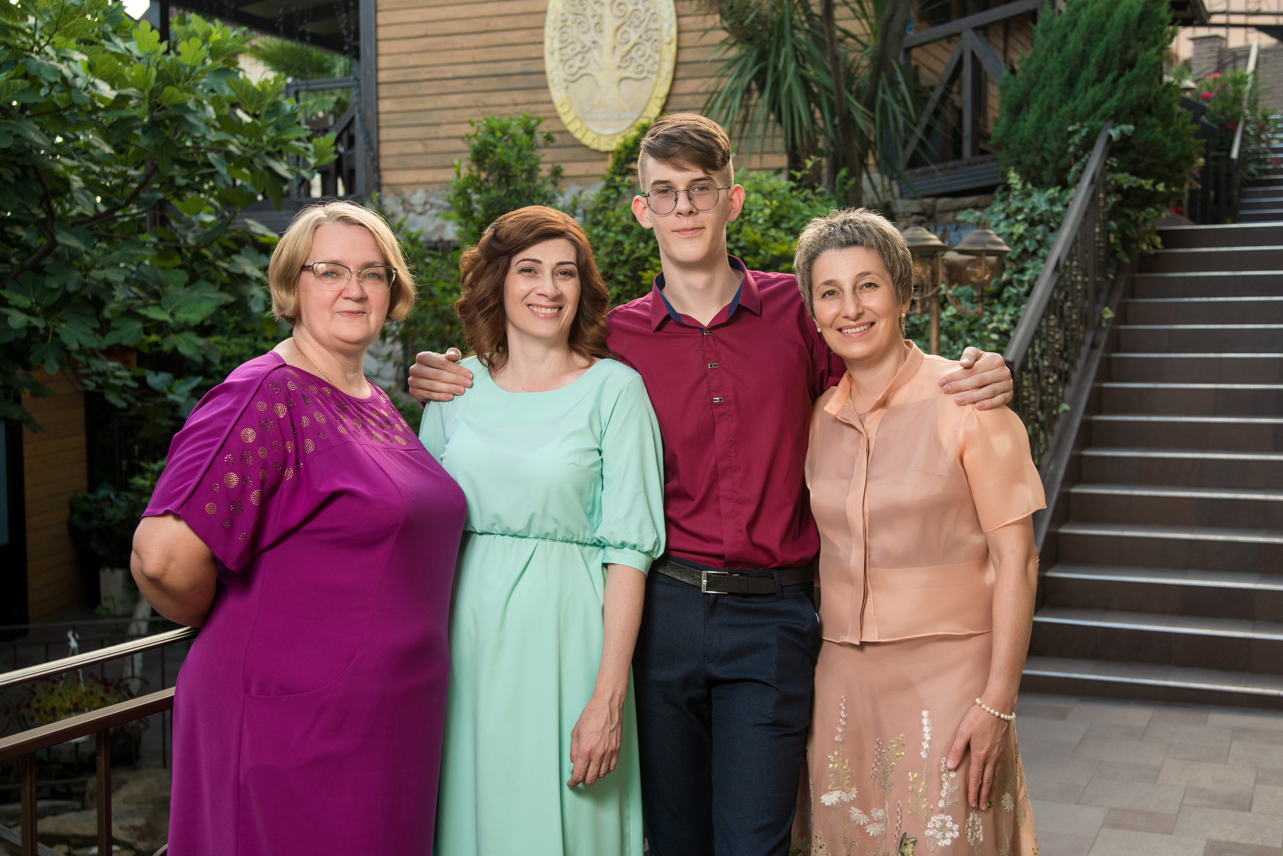 Выпускной 11 а. Выпускные альбомы в Сочи Сюткина Наталья