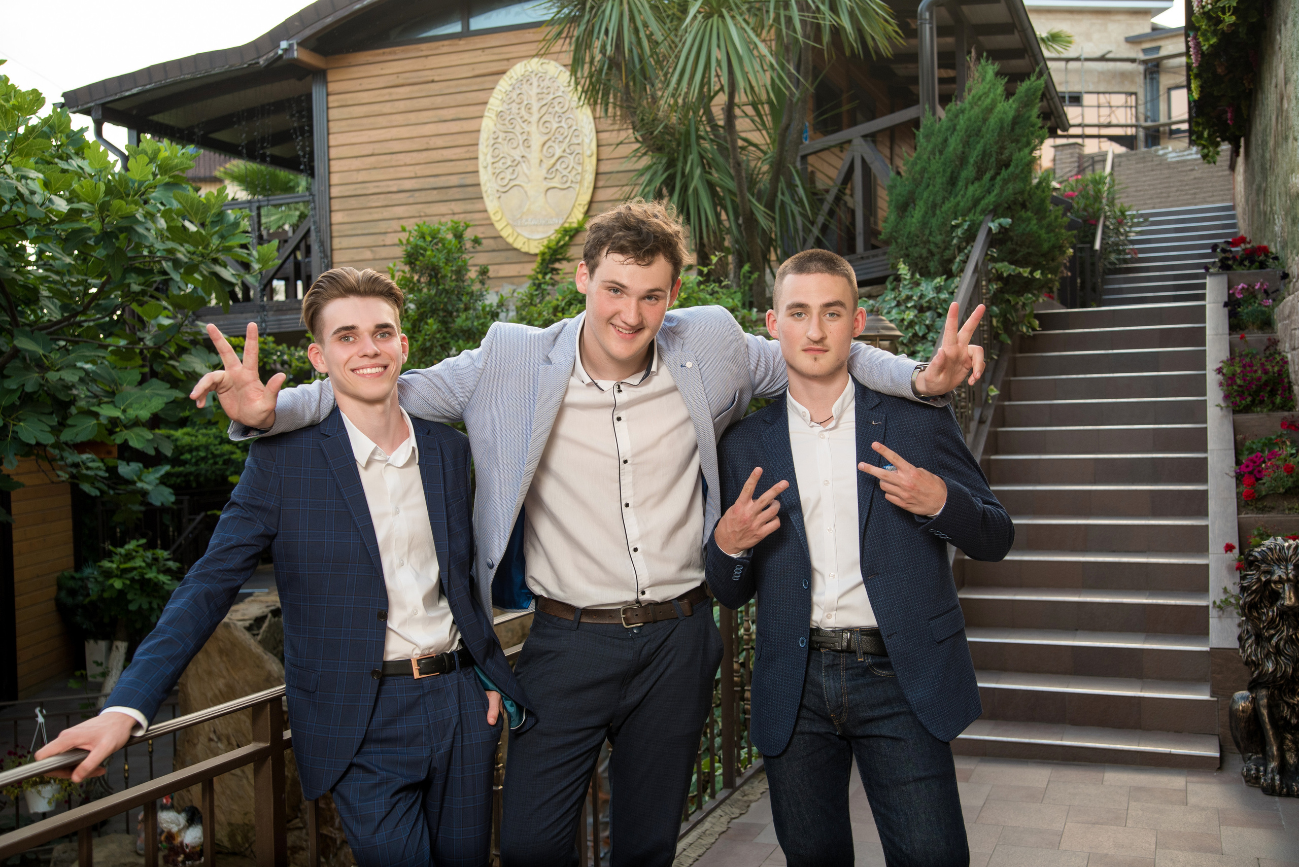 Выпускной 11 а. Выпускные альбомы в Сочи Сюткина Наталья