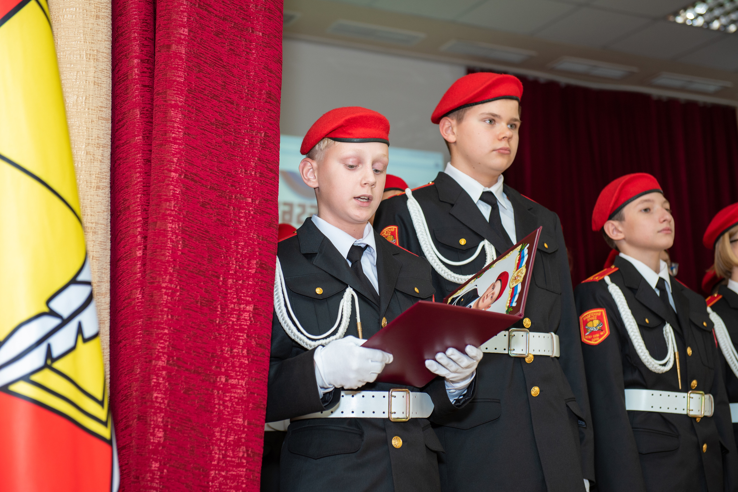 Присяга кадеты. Выпускные альбомы в Сочи Сюткина Наталья