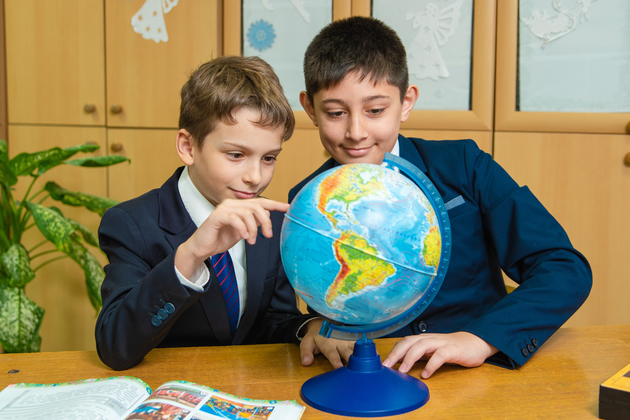 Начальная школа. Выпускные альбомы в Сочи Сюткина Наталья