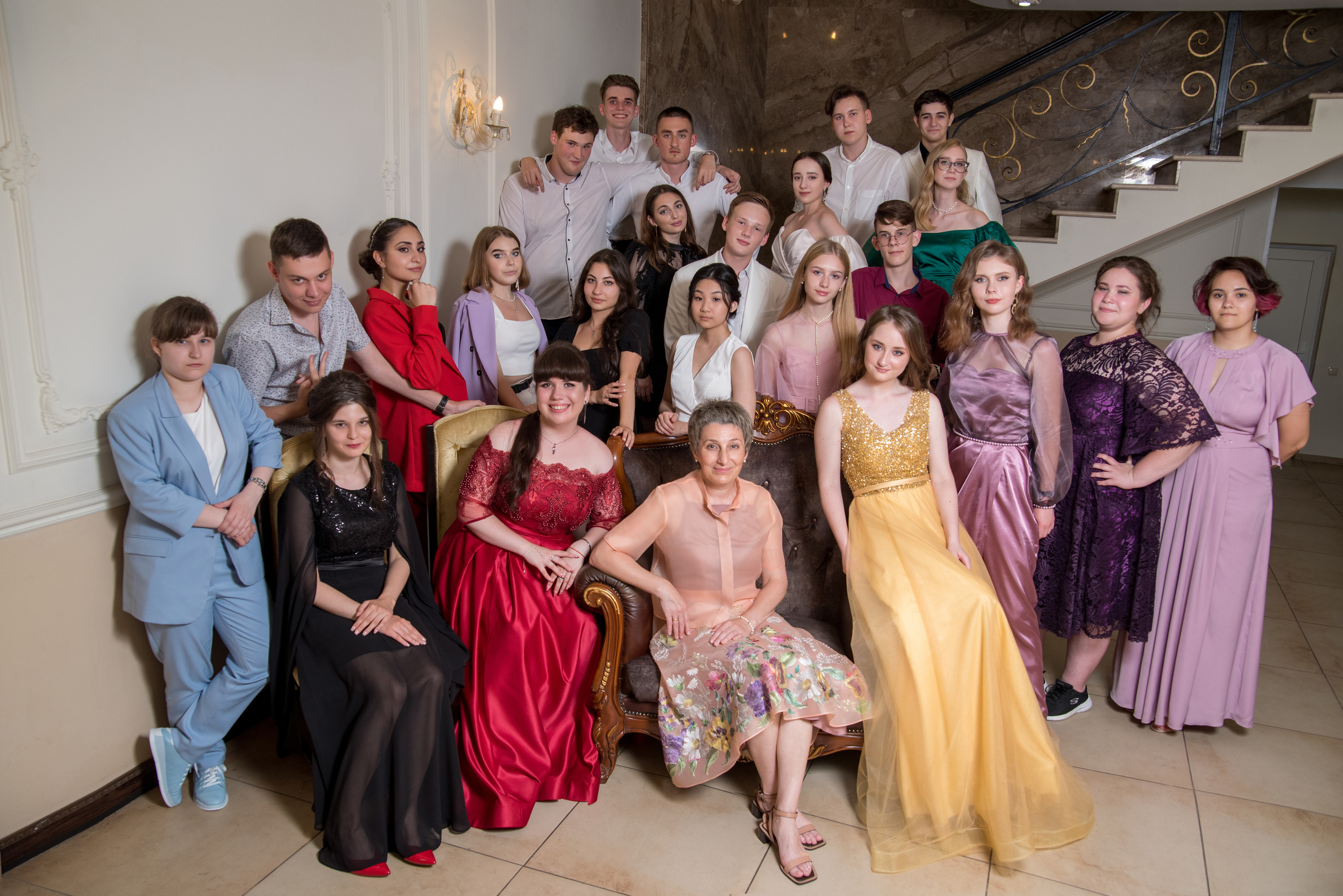 Выпускной 11 а. Выпускные альбомы в Сочи Сюткина Наталья