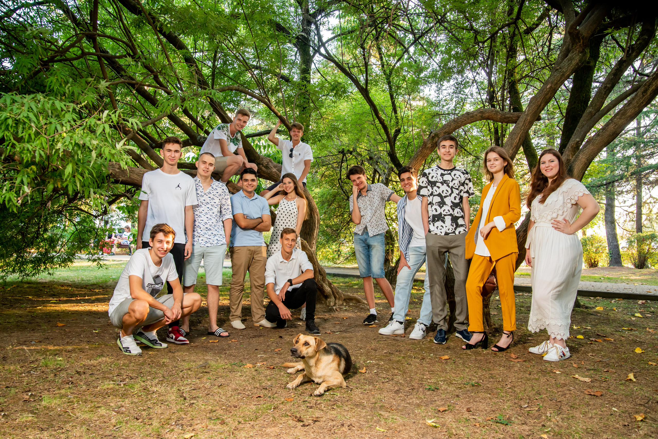 9-11 классы. Выпускные альбомы в Сочи Сюткина Наталья