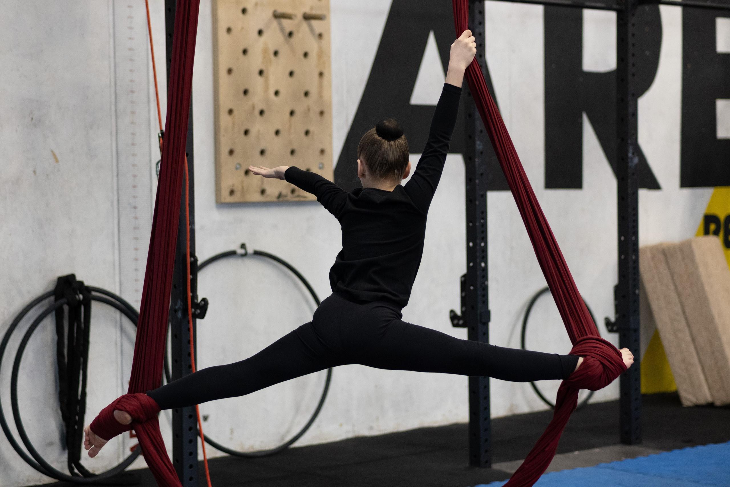 Внутриклубные соревнования по воздушной гимнастике 02.04.23
