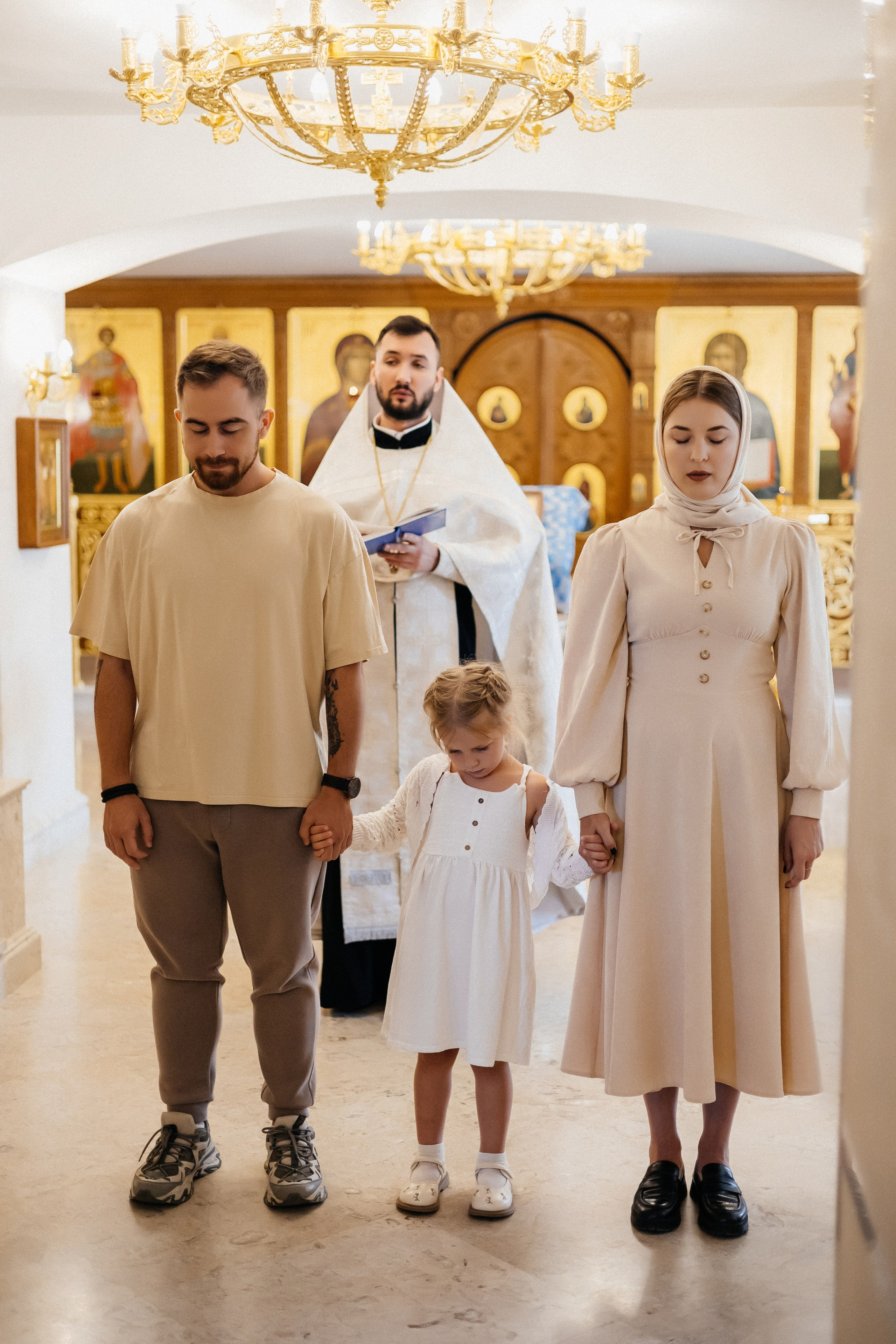 Крещение Алисы. Фотограф Кемерово | Сергей