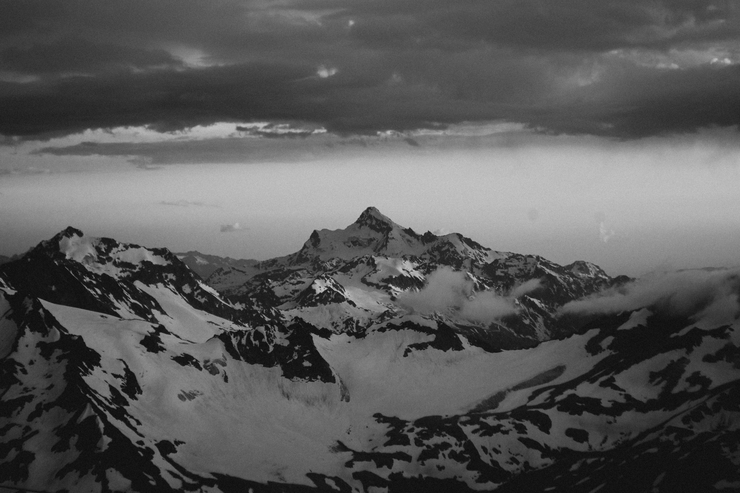 Высокогорный приют | Бочки 3800 м. Фотограф Настя | Экспедиции и лайфстайл