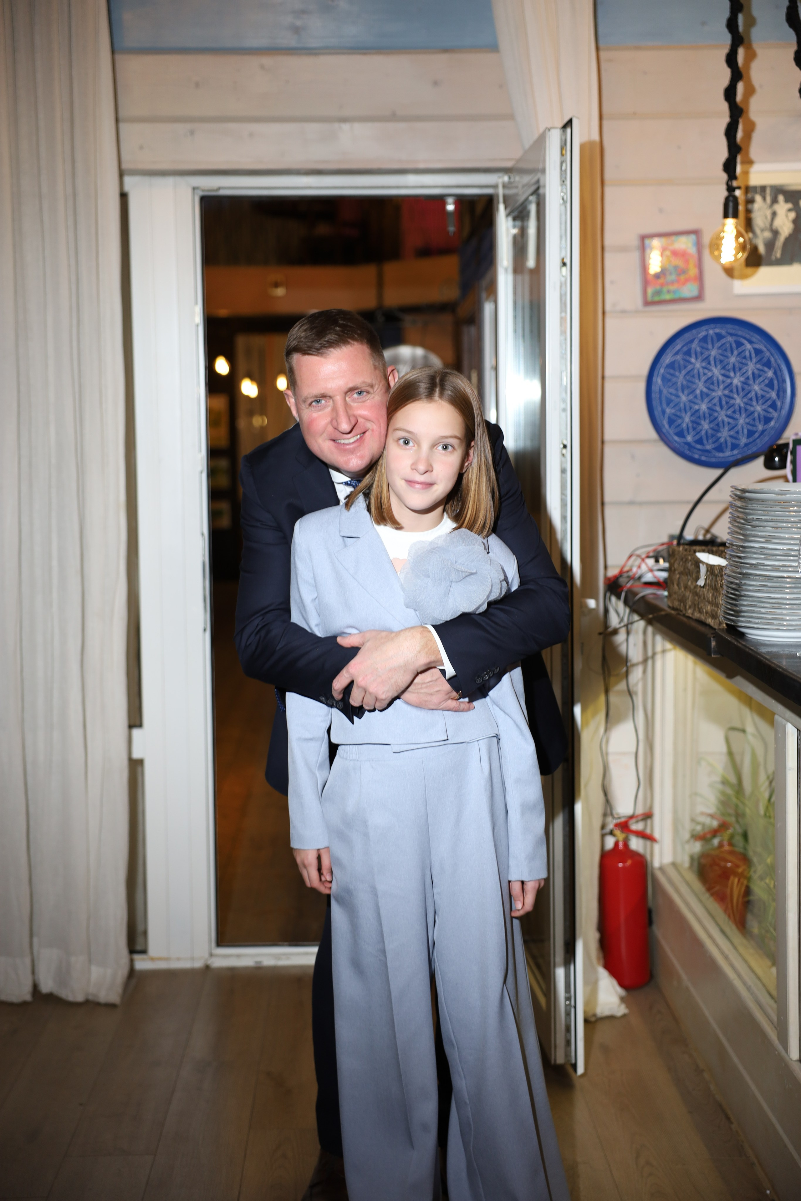 𝒜𝓇𝓉𝑒𝓂 & 𝐿𝓎𝓊𝓈𝓎𝒶 (𝓇𝑒𝓈𝓉𝒶𝓊𝓇𝒶𝓃𝓉). 𝑀𝑜𝓈𝒸𝑜𝓌. Свадебный фотограф в Санкт-Петербурге