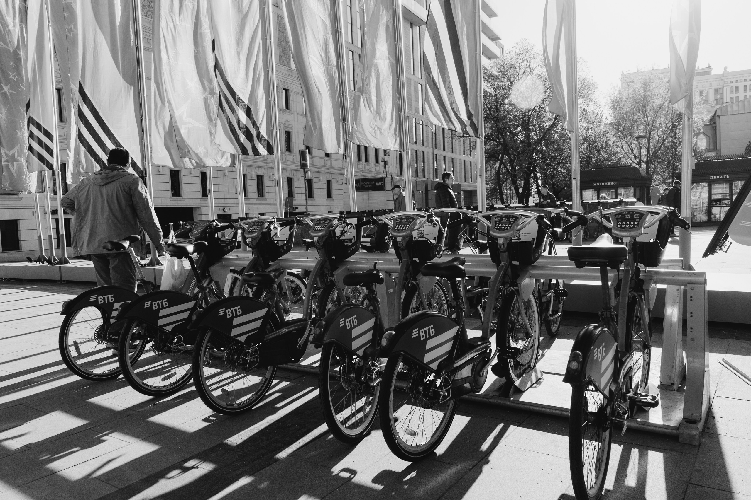 Москва. Май. Портретный фотограф в Калуге Арсений Борода