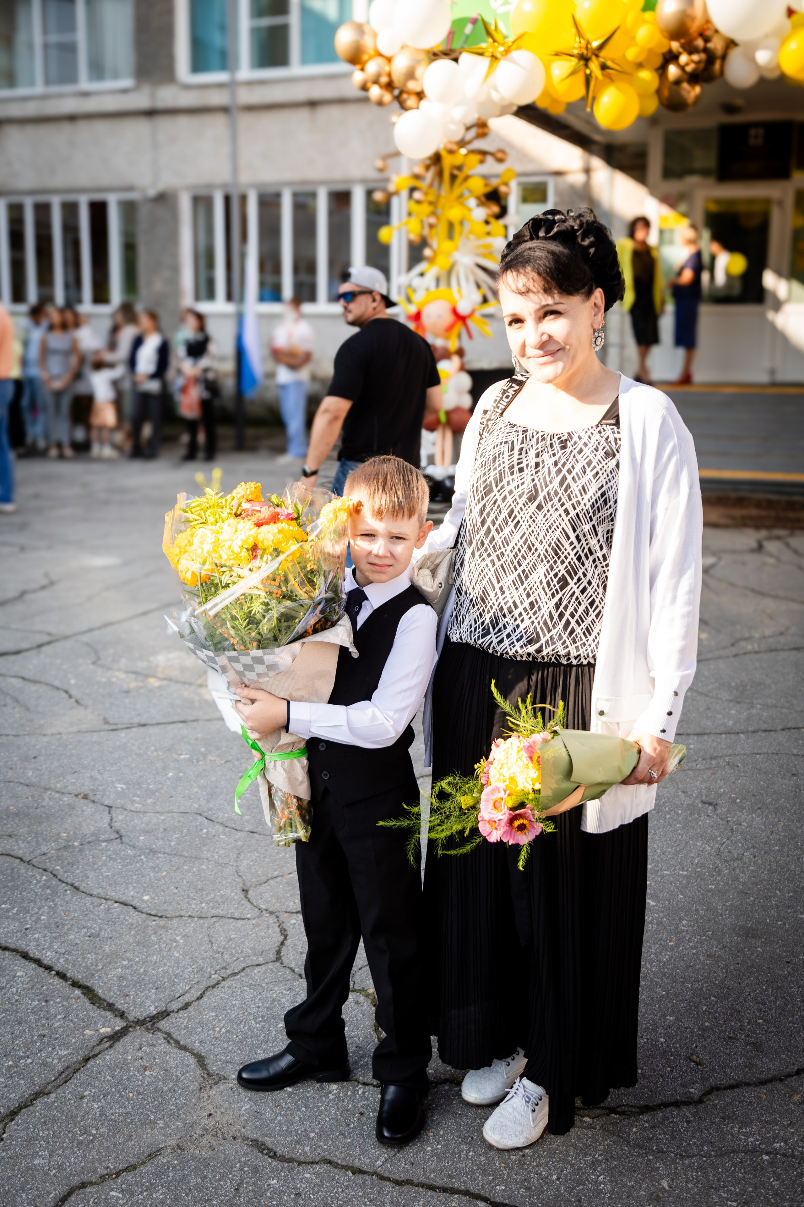 Гимназия № 50. Детский фотограф видеограф в Хабаровске Михаил Орлов