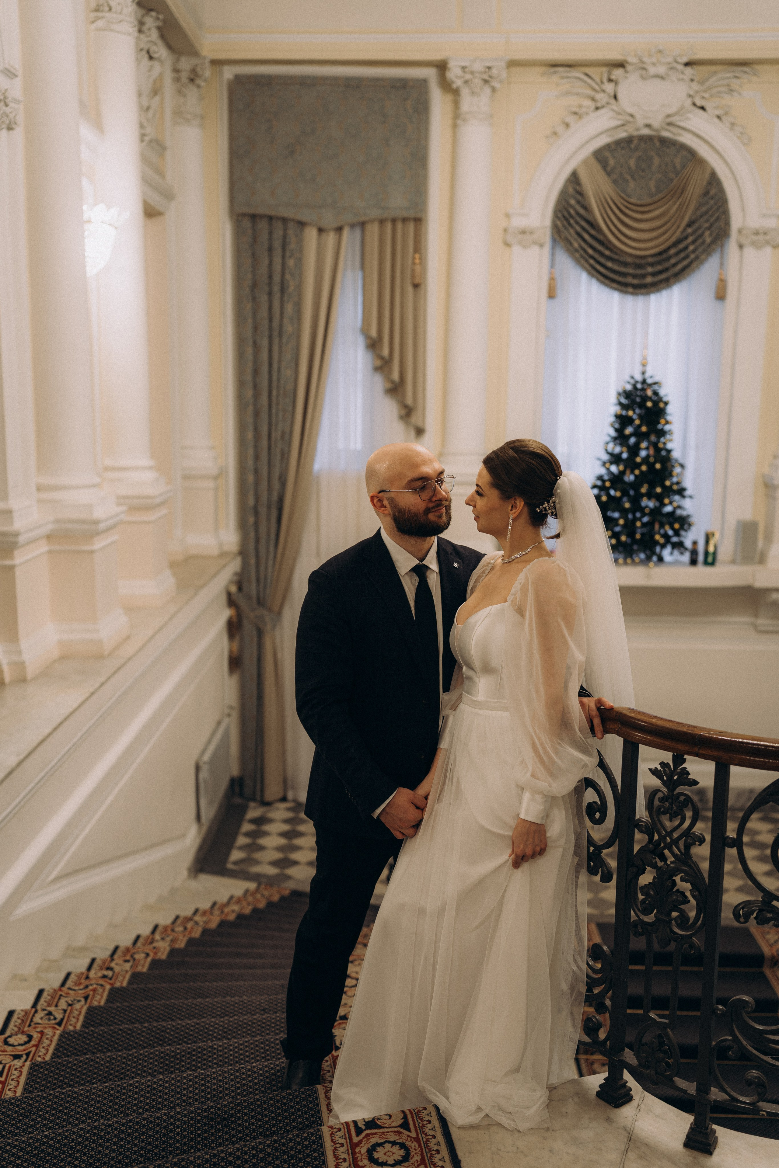СВАДЕБНАЯ СЬЕМКА ВО ВТОРОМ ДВОРЦЕ (ДЕКАБРЬ) ТАКЖЕ СЬЕМКА В СТУДИИ НА ЧЕРНЫШЕВСКОЙ. Профессиональный фотограф, Санкт-Петербург — Виктория Богомолова