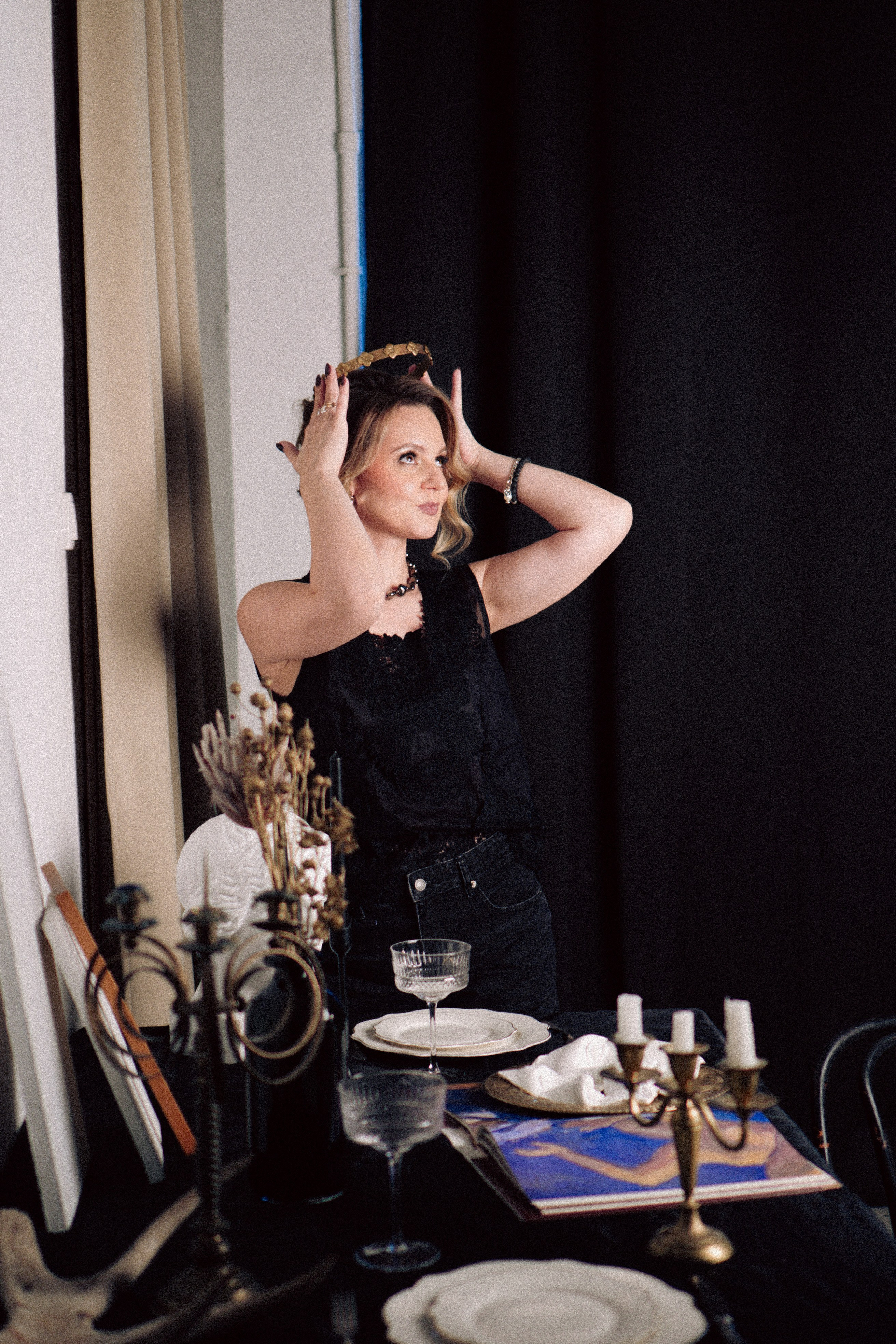 НОВОГОДНЯЯ ФОТОСЕСИИЯ В СТУДИИ ДЛЯ ДЕВУШКИ И ПРОГУЛКА ПО ЧЕРНЫШЕВСКОЙ. Профессиональный фотограф, Санкт-Петербург — Виктория Богомолова