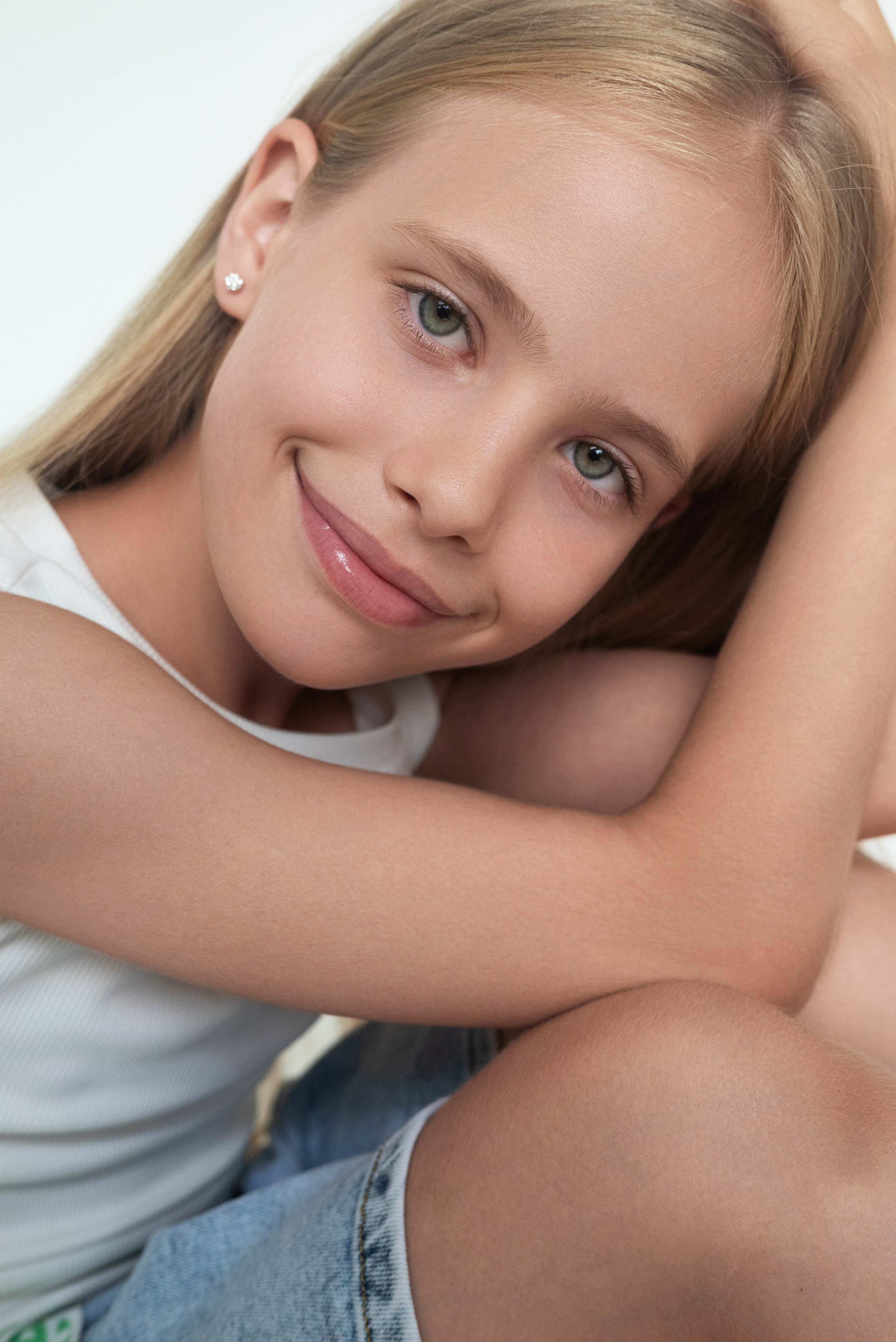 Модельное портфолио. Фотограф Москва Виктория Вишневская актерское / модельное портфолио