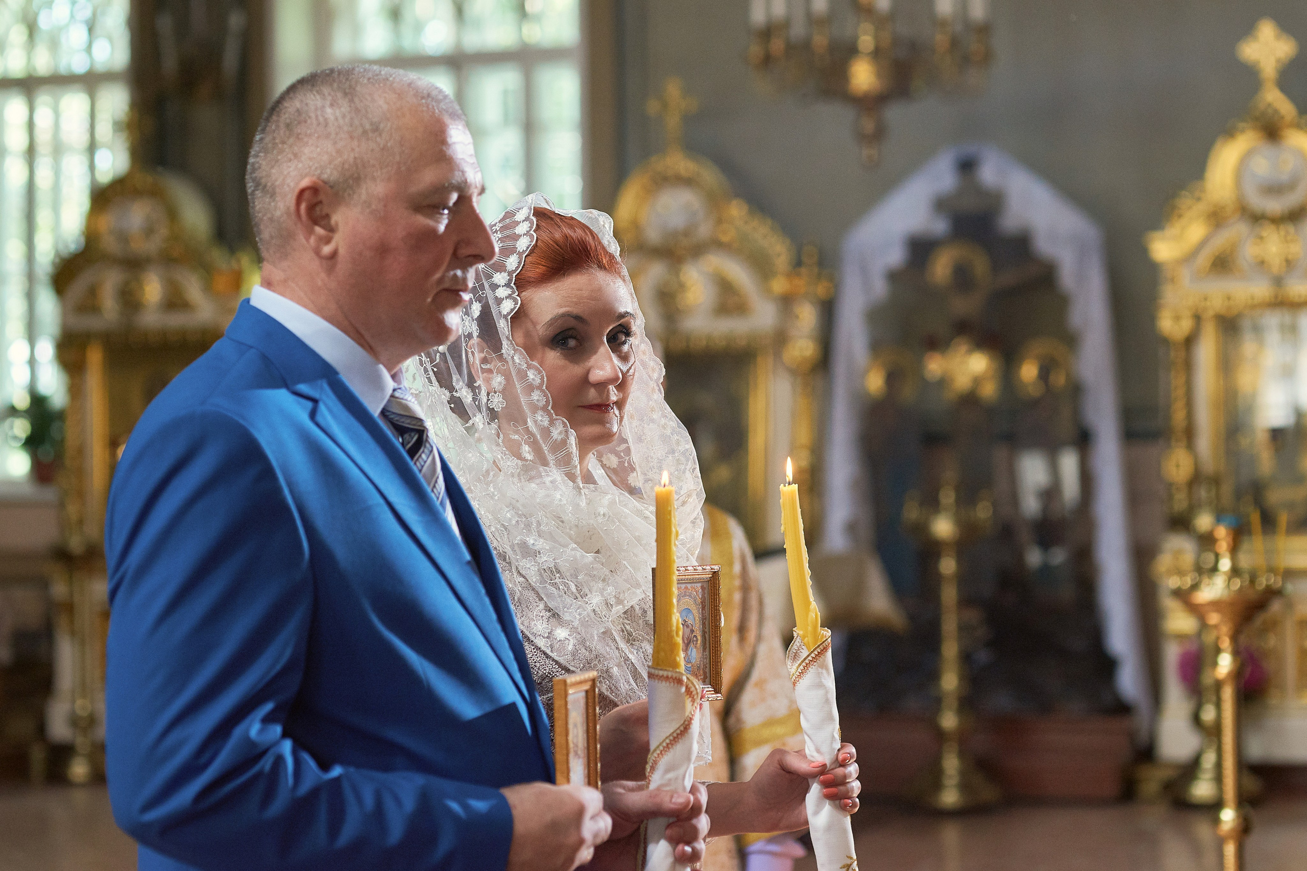 Венчание в церкви. Фотограф Владимир Артамонов